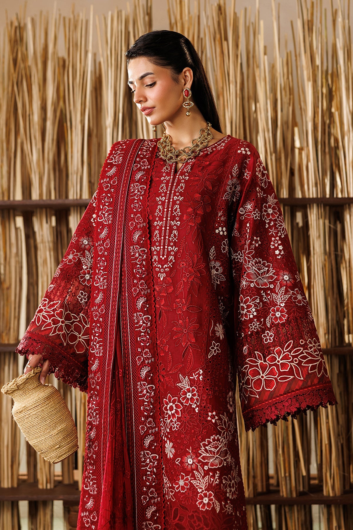 EMBROIDERED LAWN EL26-D05 STITCHED