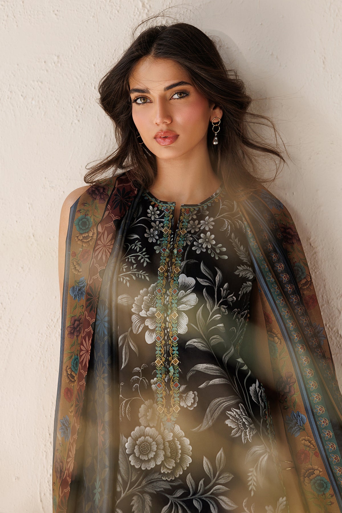 EMBROIDERED LAWN UF-4516