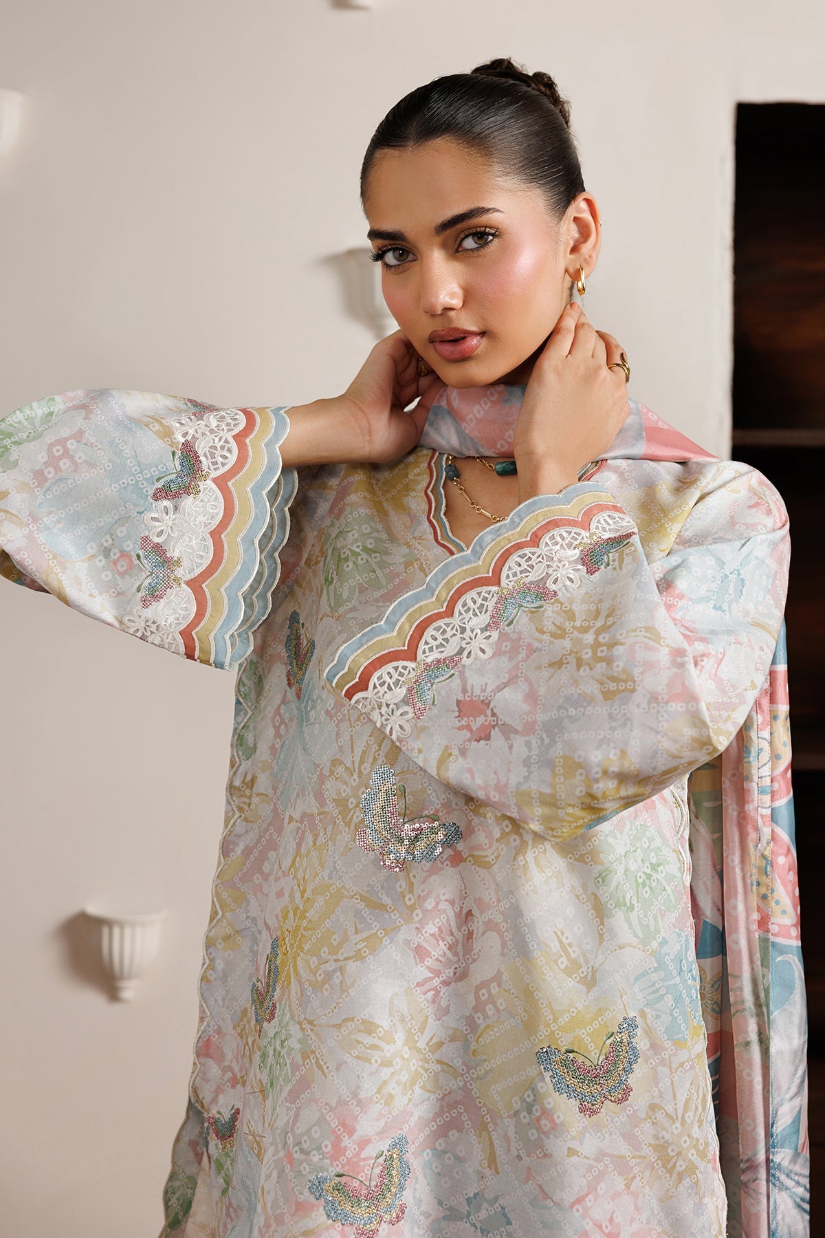 EMBROIDERED LAWN UF-4526