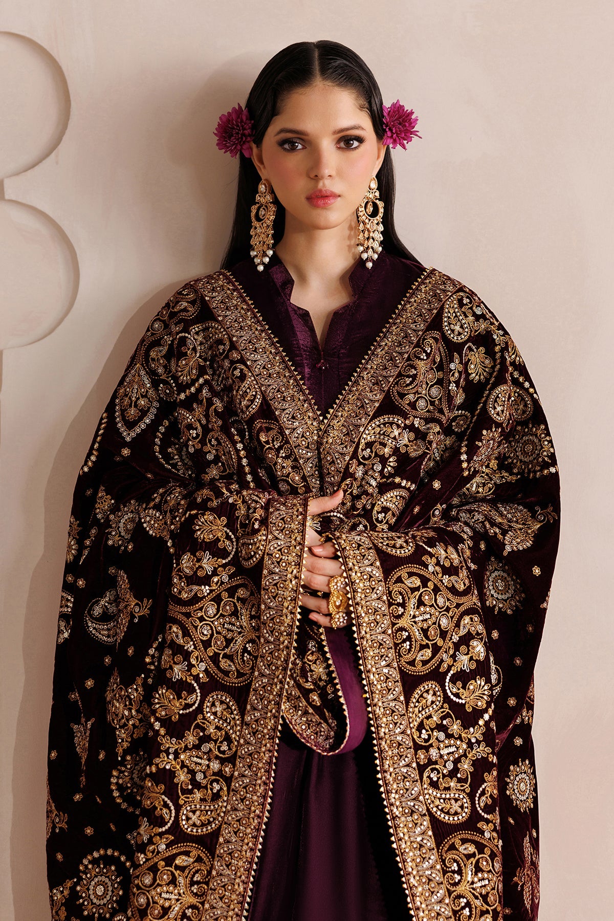 EMBROIDERED VELVET SHAWL VS-66