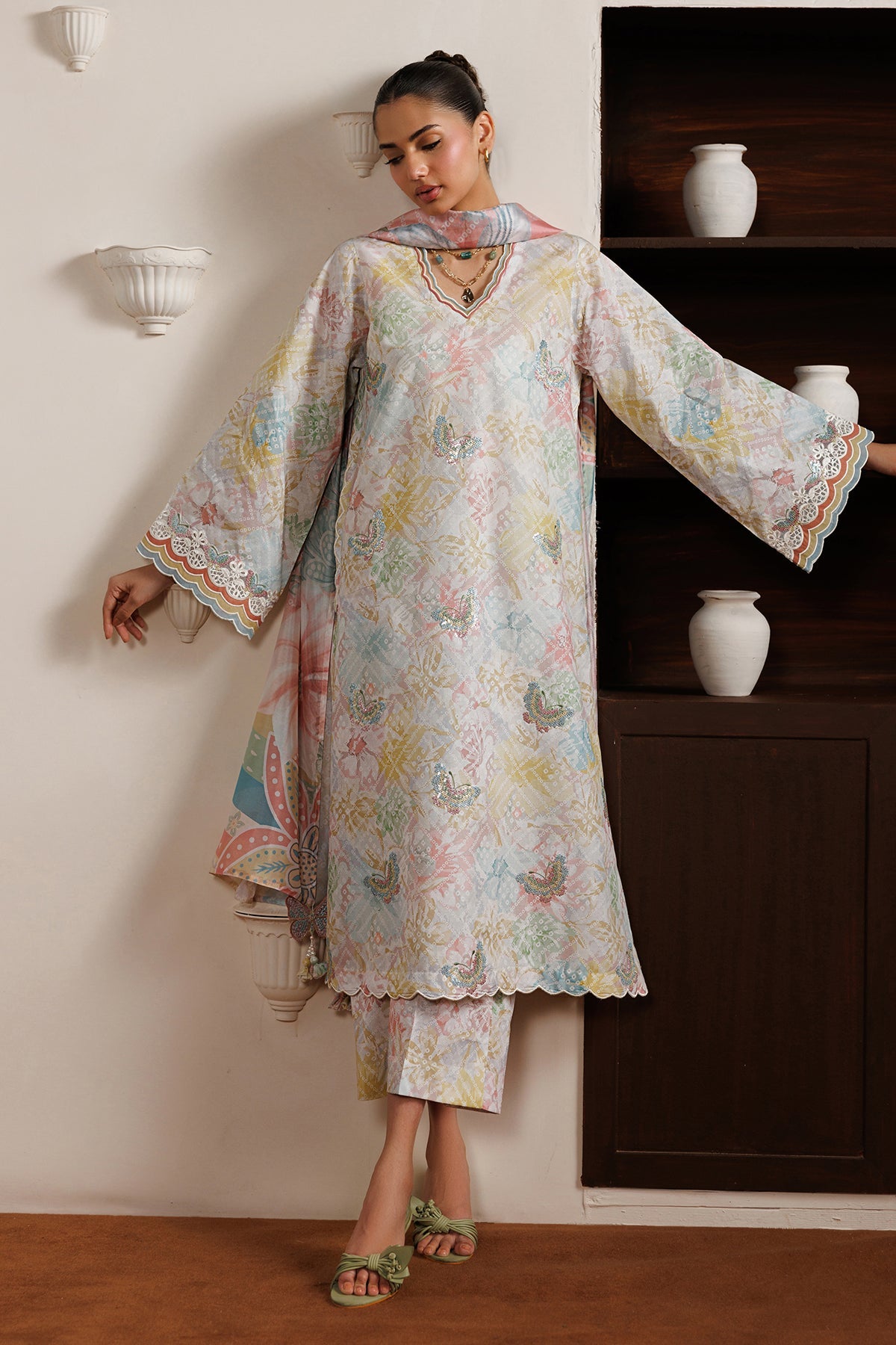 EMBROIDERED LAWN SF-4526