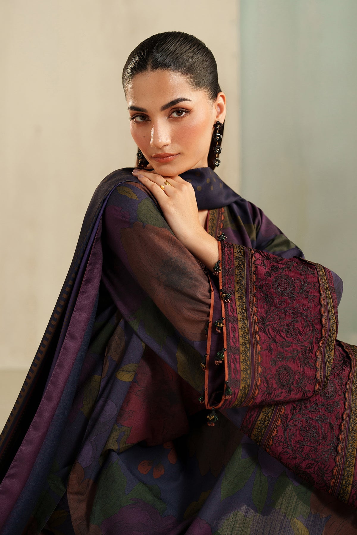 EMBROIDERED KHADDAR UF-4325