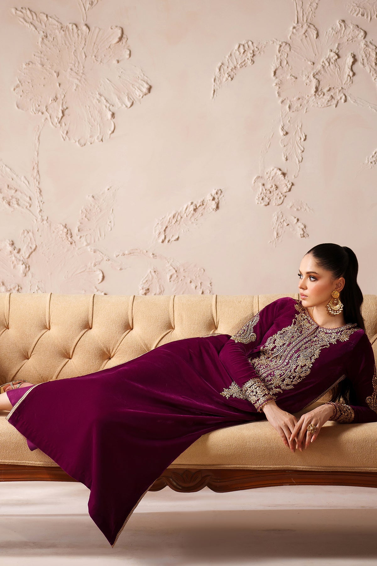 EMBROIDERED VELVET PR-1205