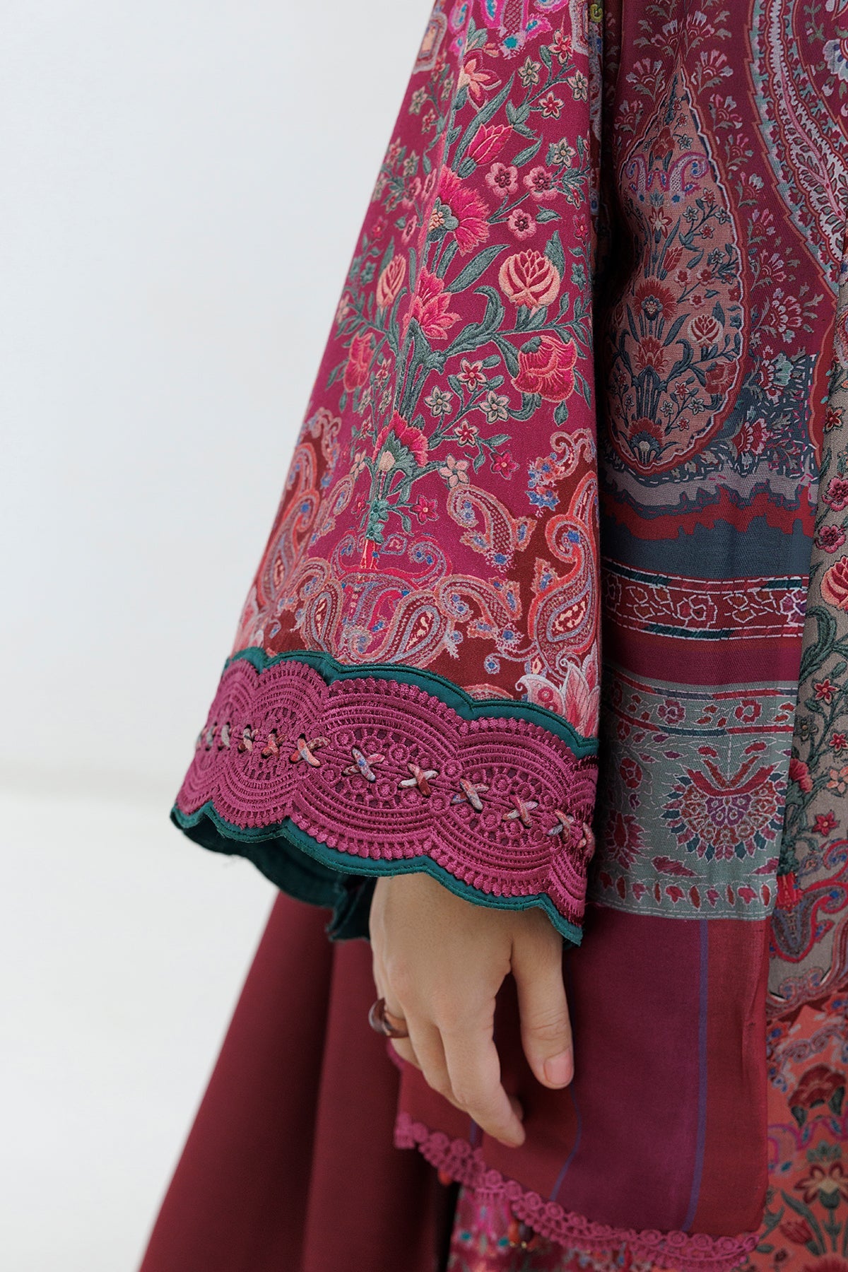 PRINTED VISCOSE SILK SF-4584