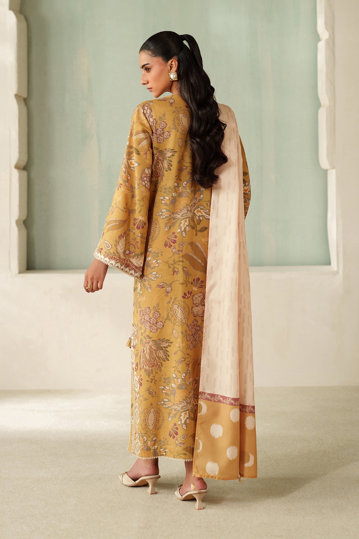 EMBROIDERED KHADDAR SF-4326