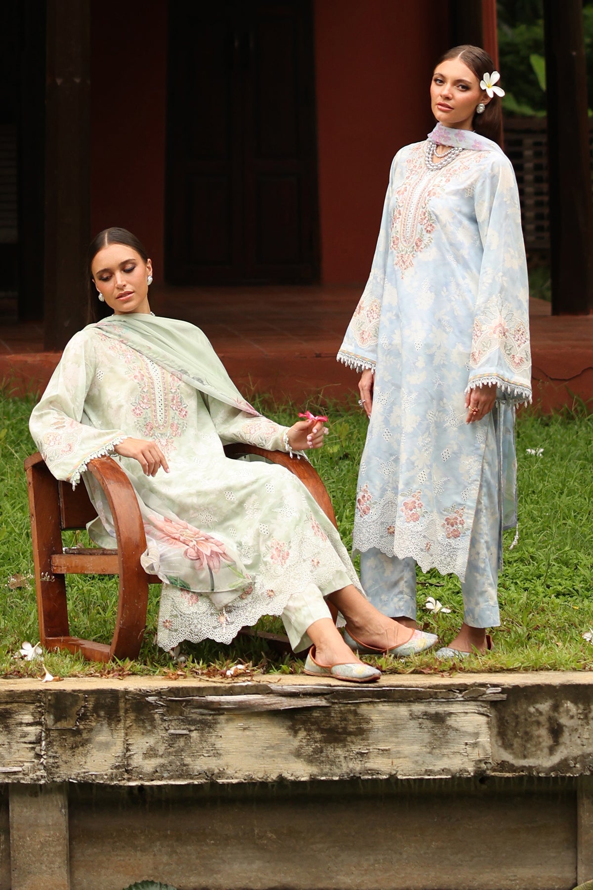 EMBROIDERED LAWN SF-4250