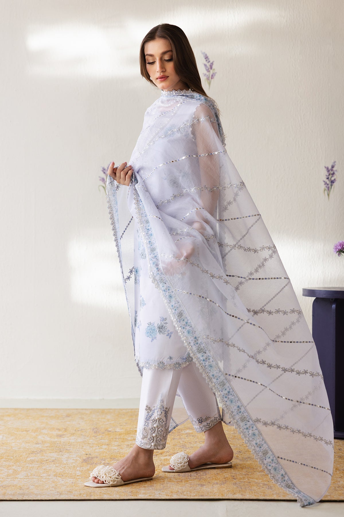 EMBROIDERED LAWN SF-4424