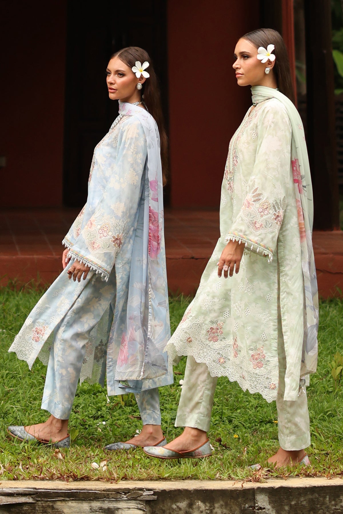 EMBROIDERED LAWN SF-4250