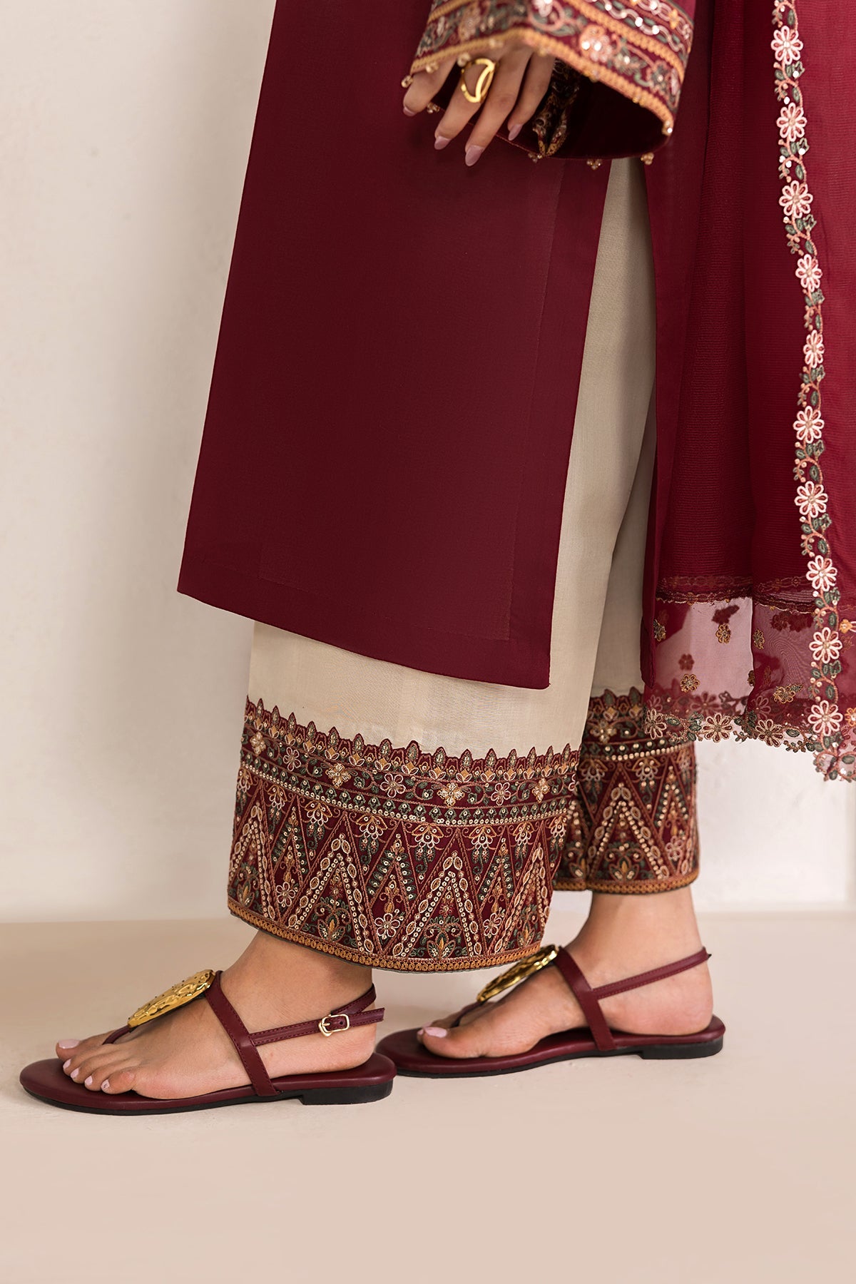 EMBROIDERED JACQUARD PR-1326