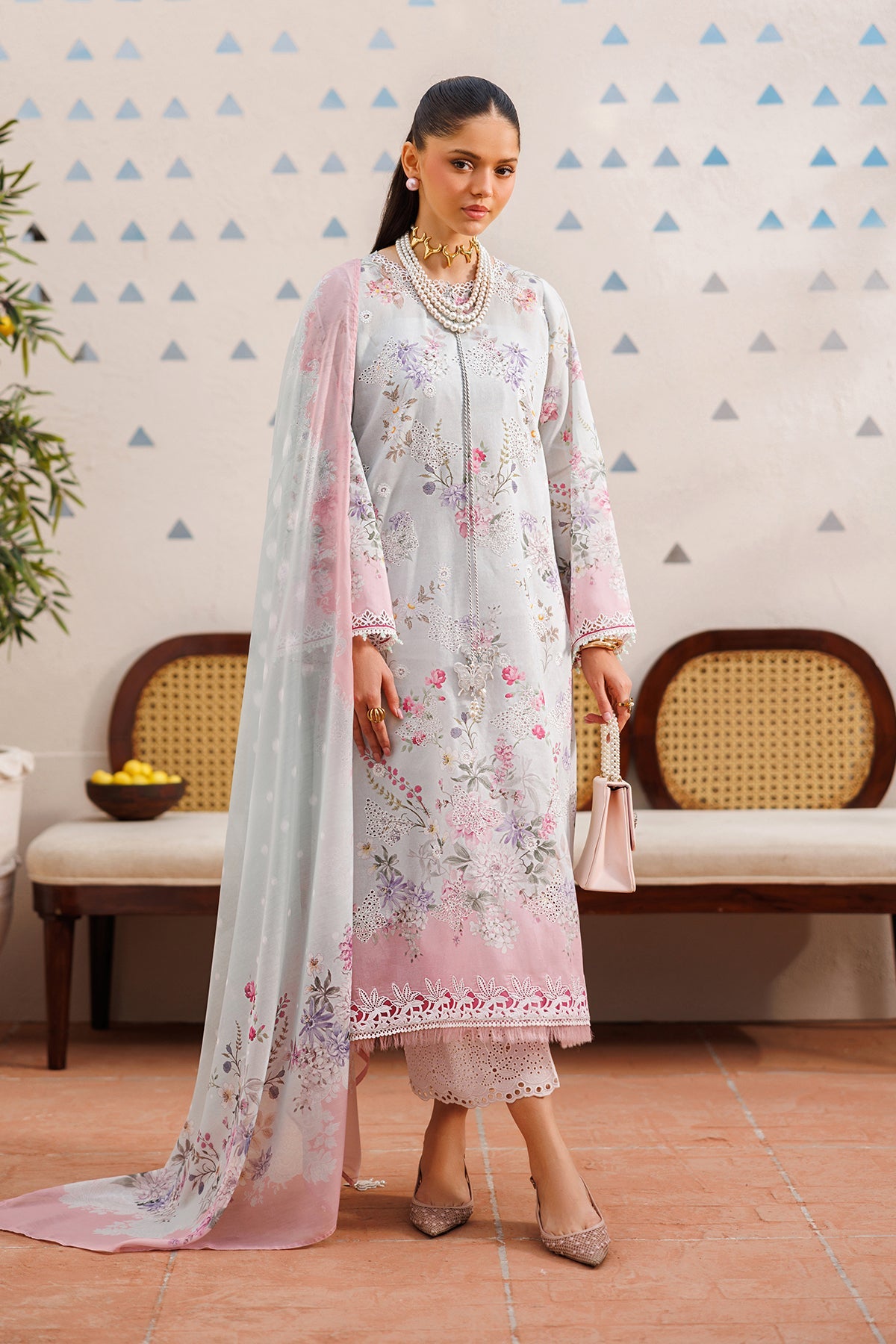 EMBROIDERED LAWN UF-4394