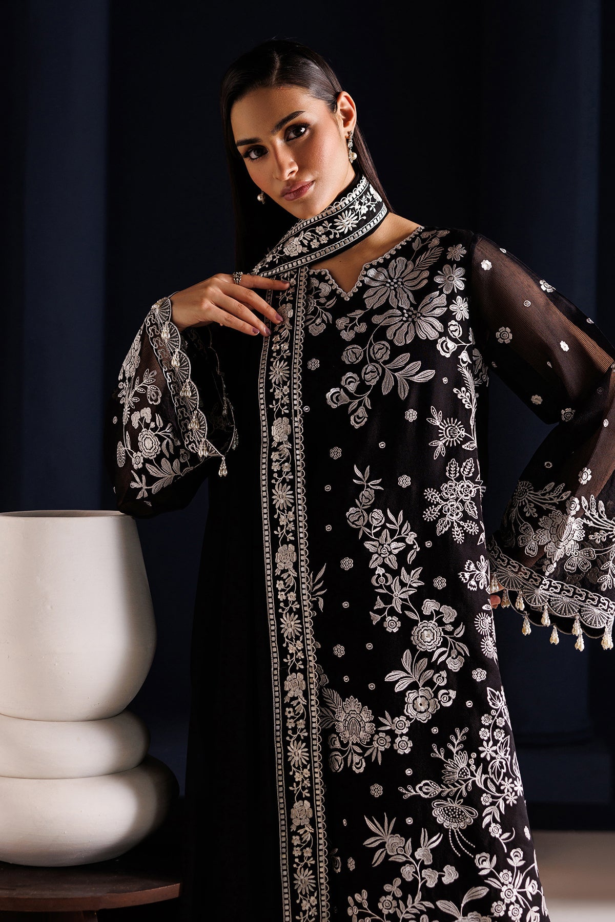 EMBROIDERED COTTON NET SF-4441