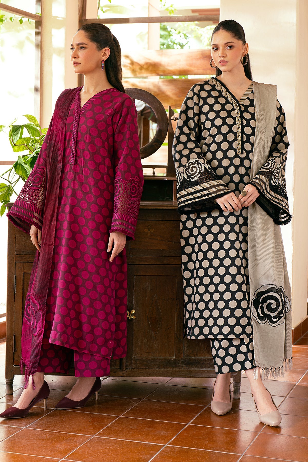 EMBROIDERED VISCOSE UF-762