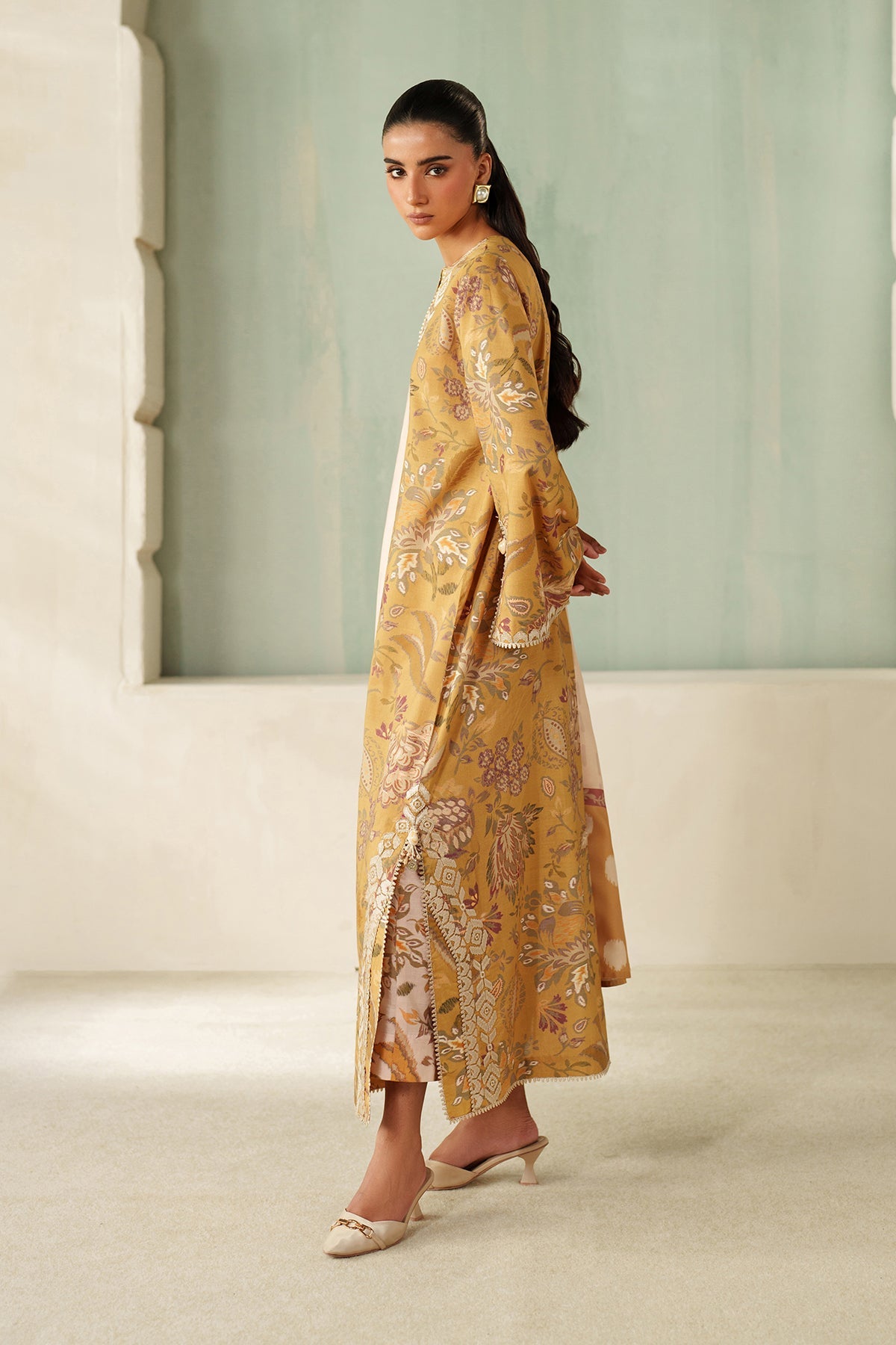 EMBROIDERED KHADDAR SF-4326