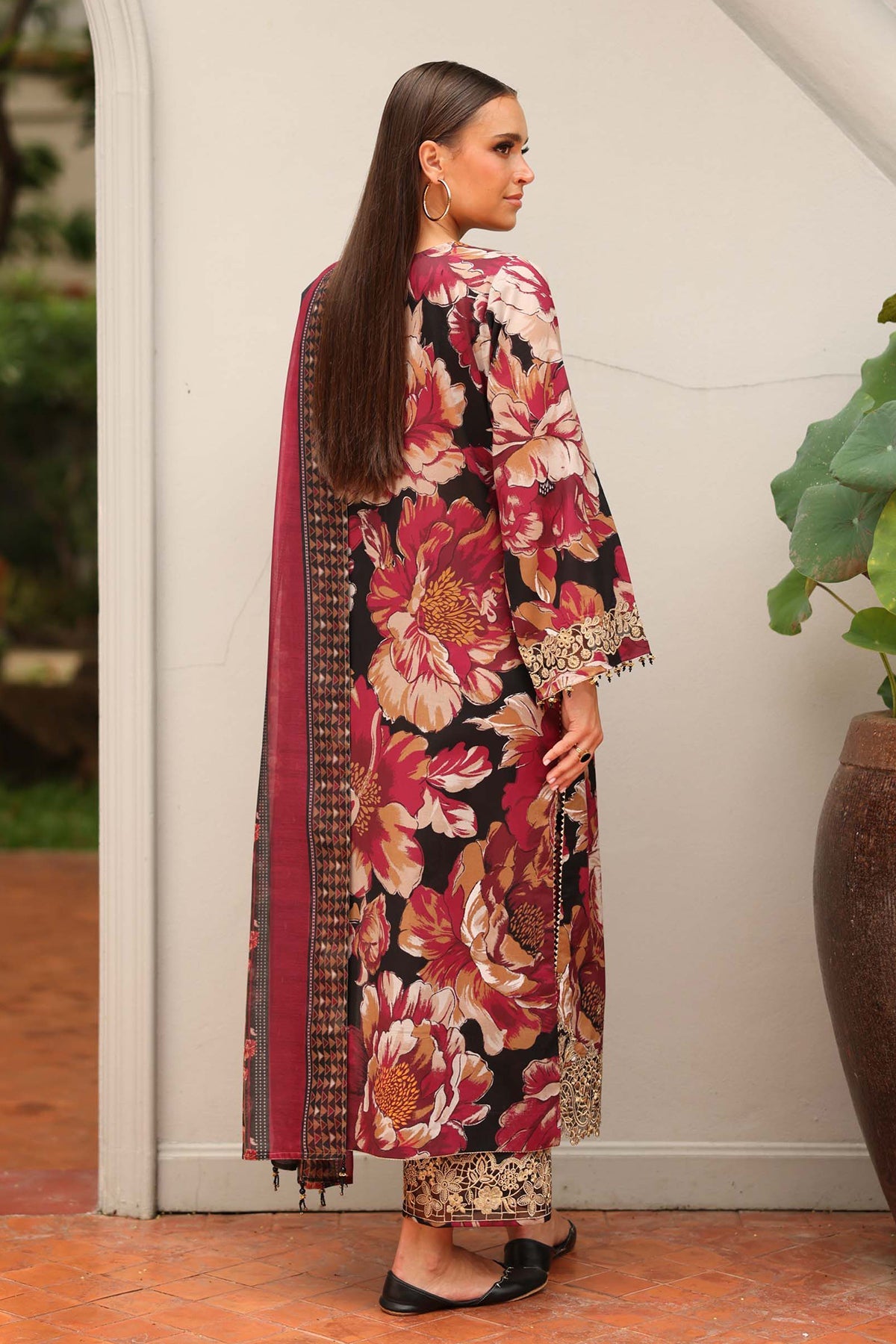 EMBROIDERED PRINTED LAWN SF-4255