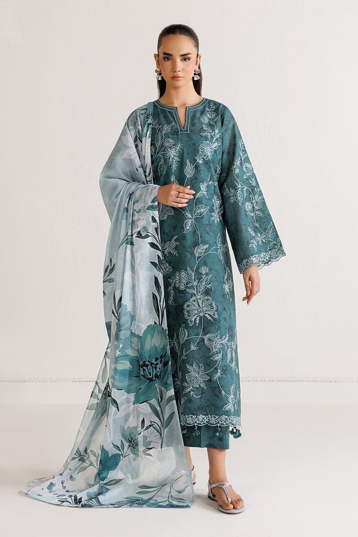 EMBROIDERED LAWN SF-4493