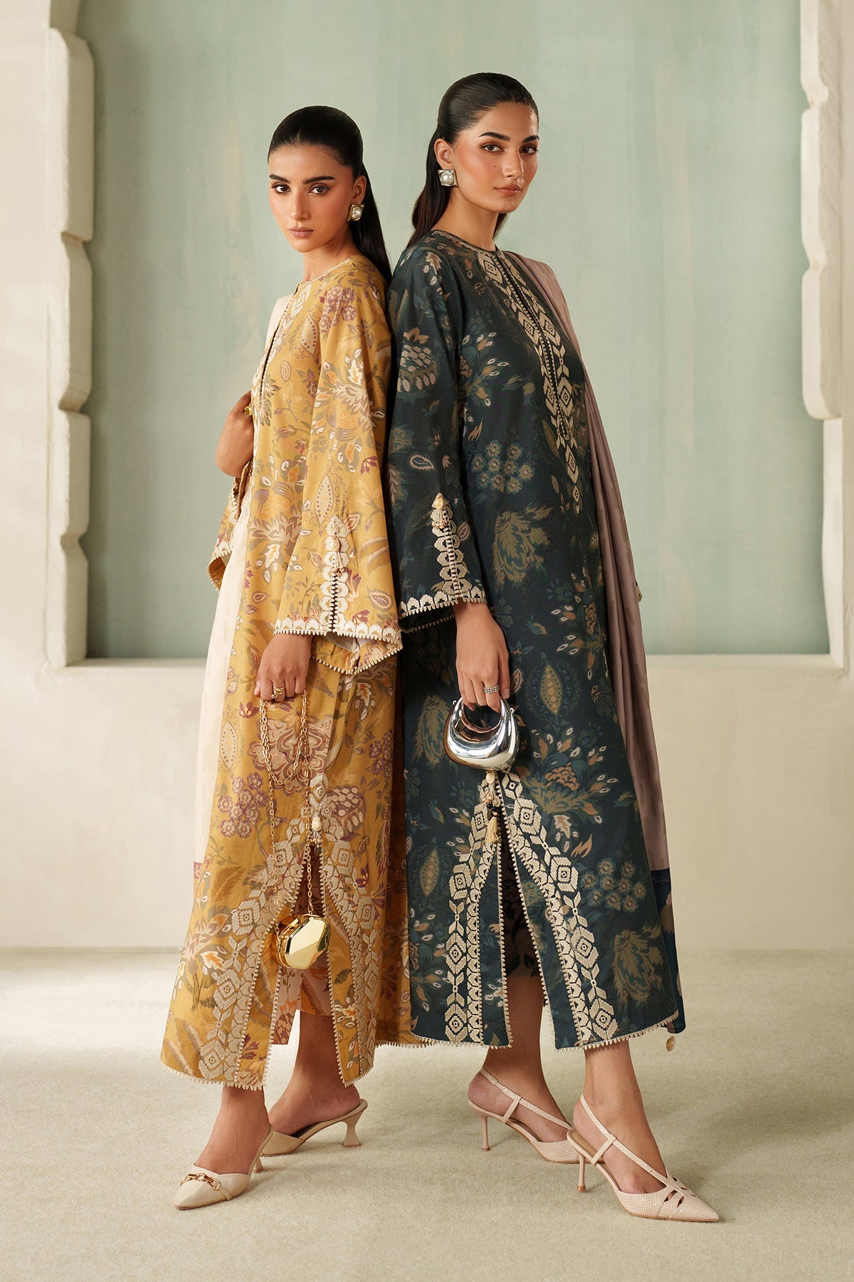 EMBROIDERED KHADDAR UF-4327