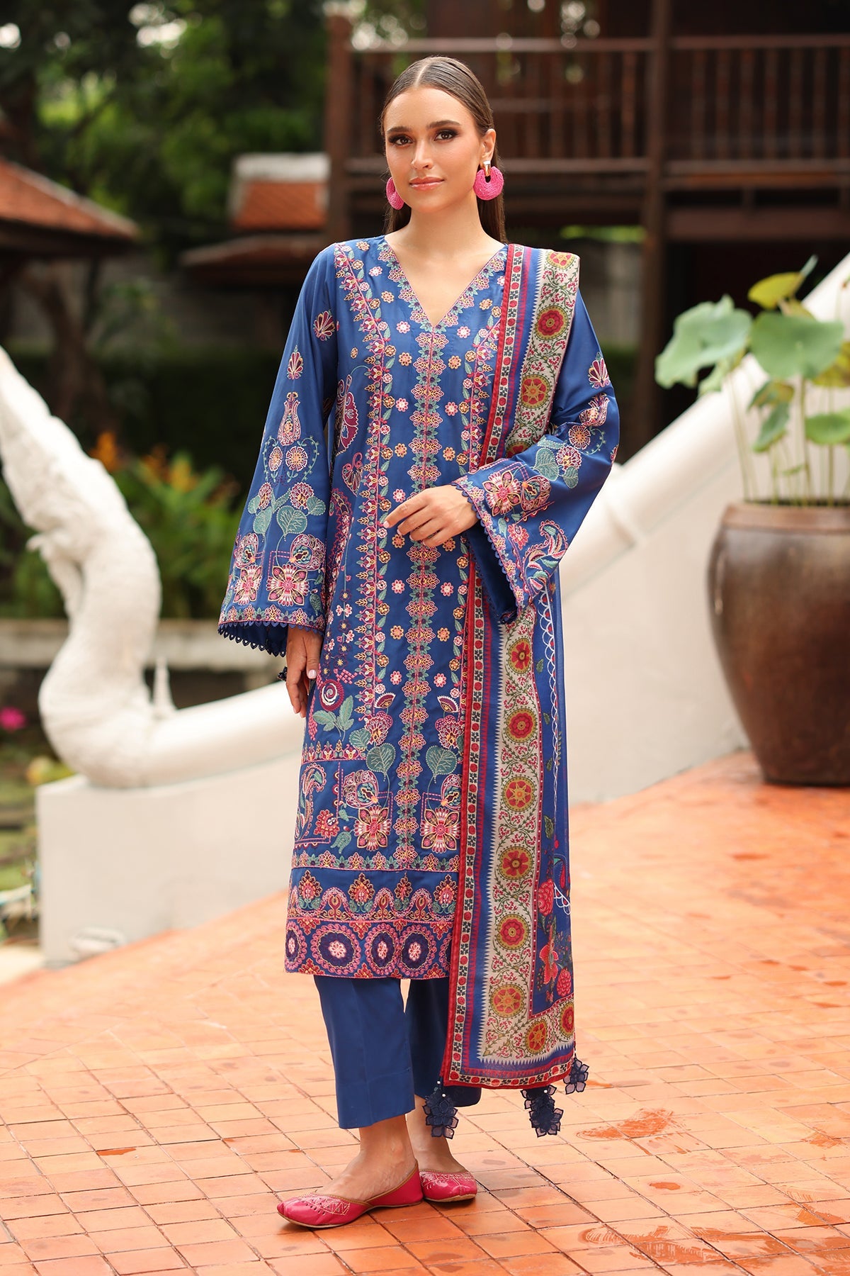 EMBROIDERED LAWN UF-4251