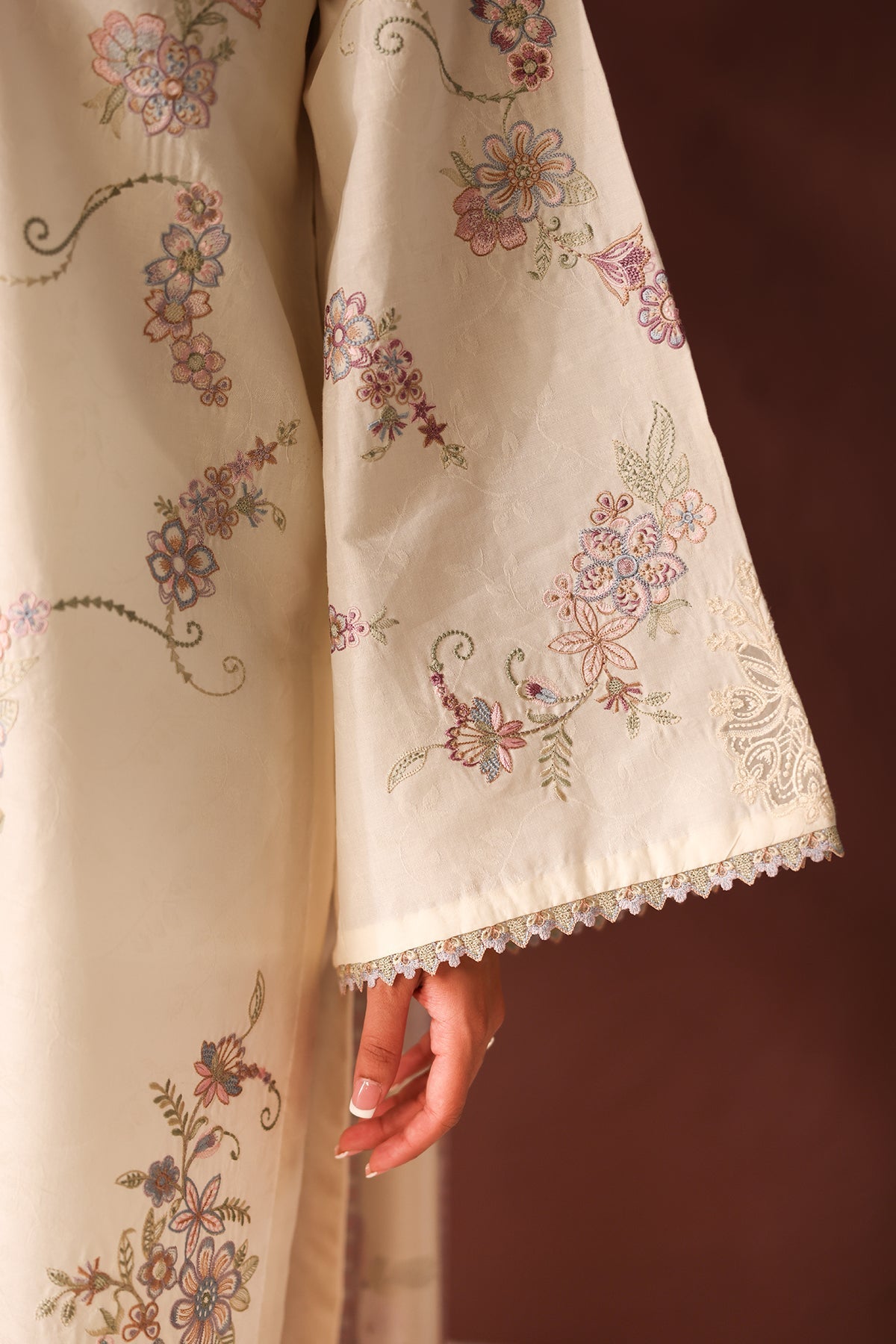 EMBROIDERED SELF JACQUARD UF-4481