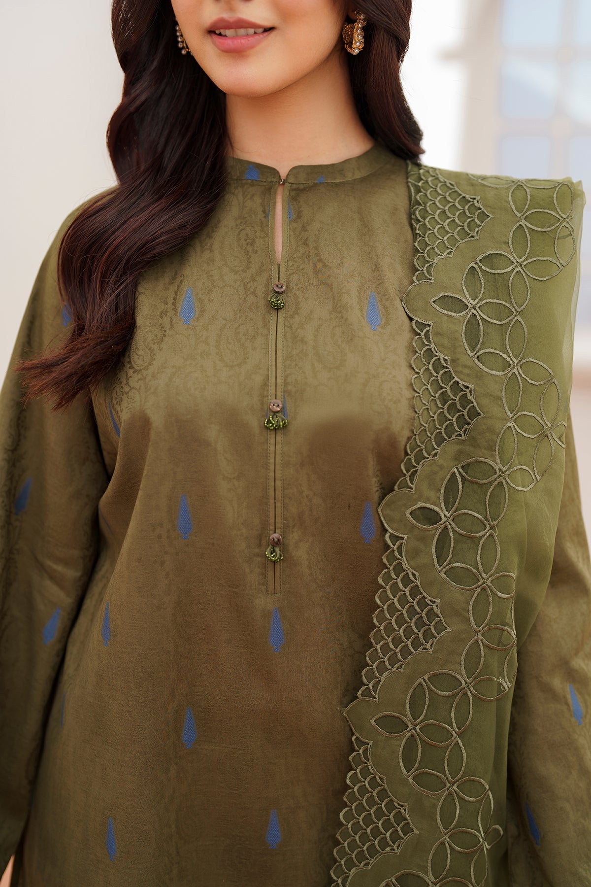 EMBROIDERED DOBBY LAWN PR-930