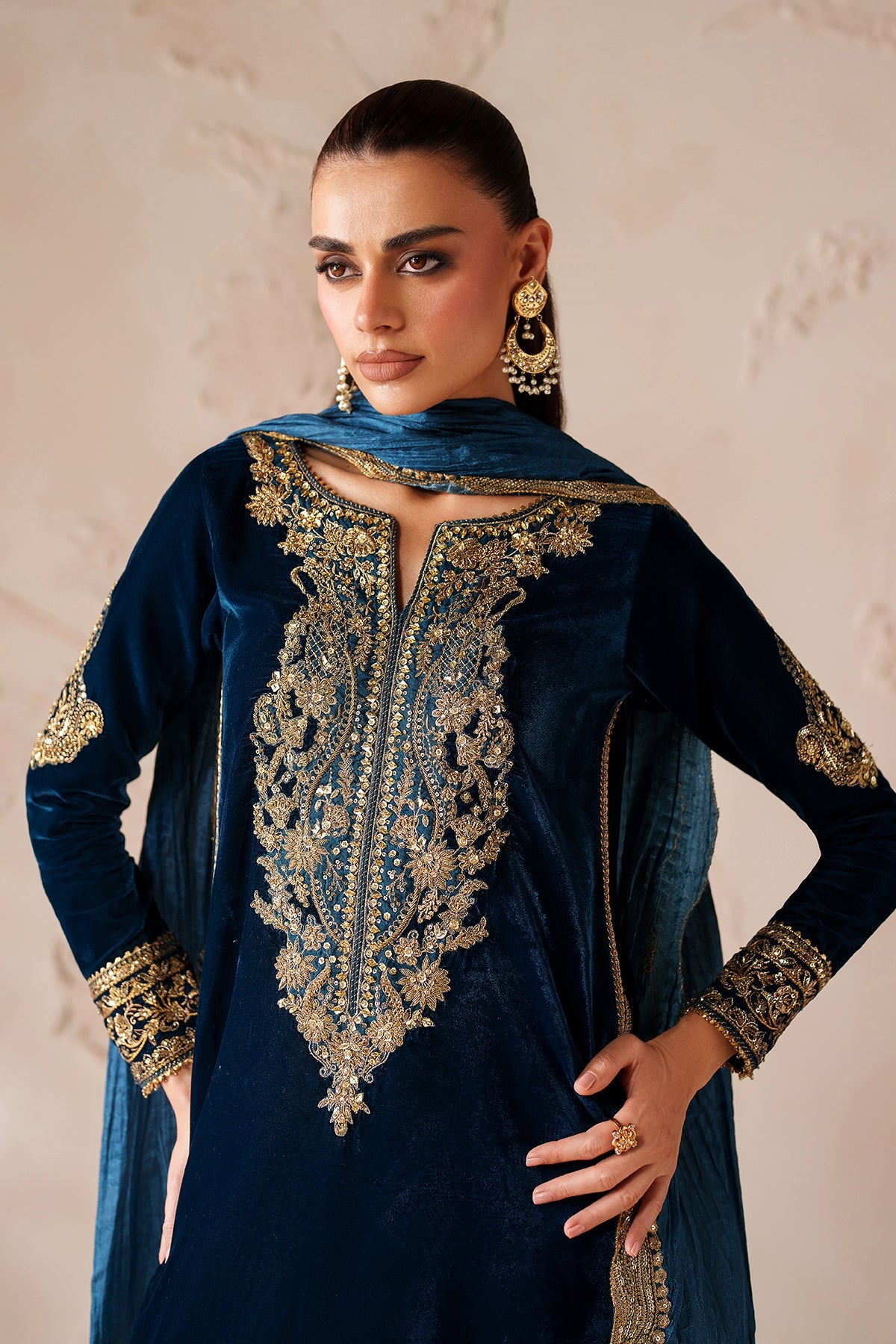 EMBROIDERED VELVET PR-1206