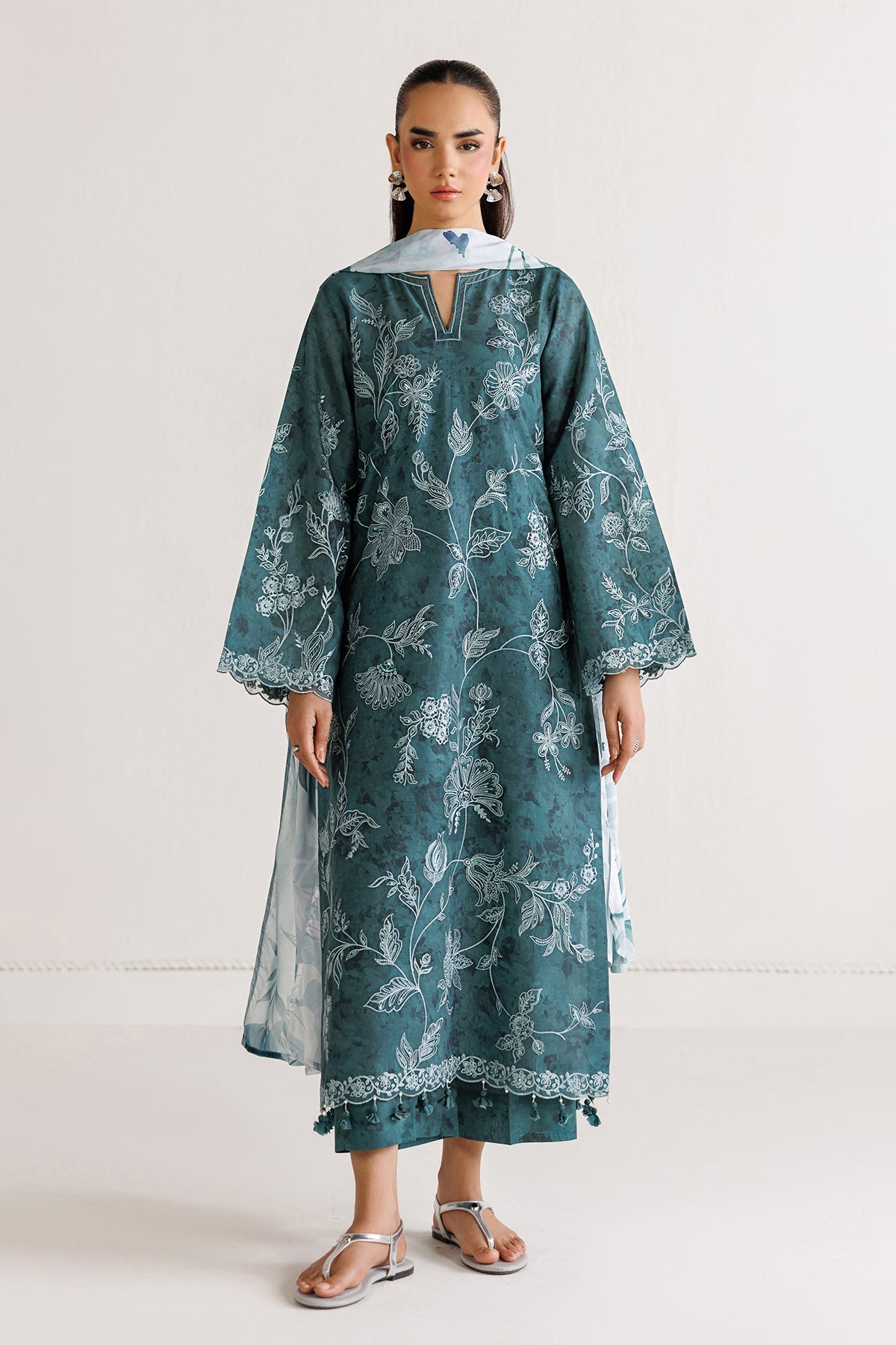 EMBROIDERED LAWN UF-4493