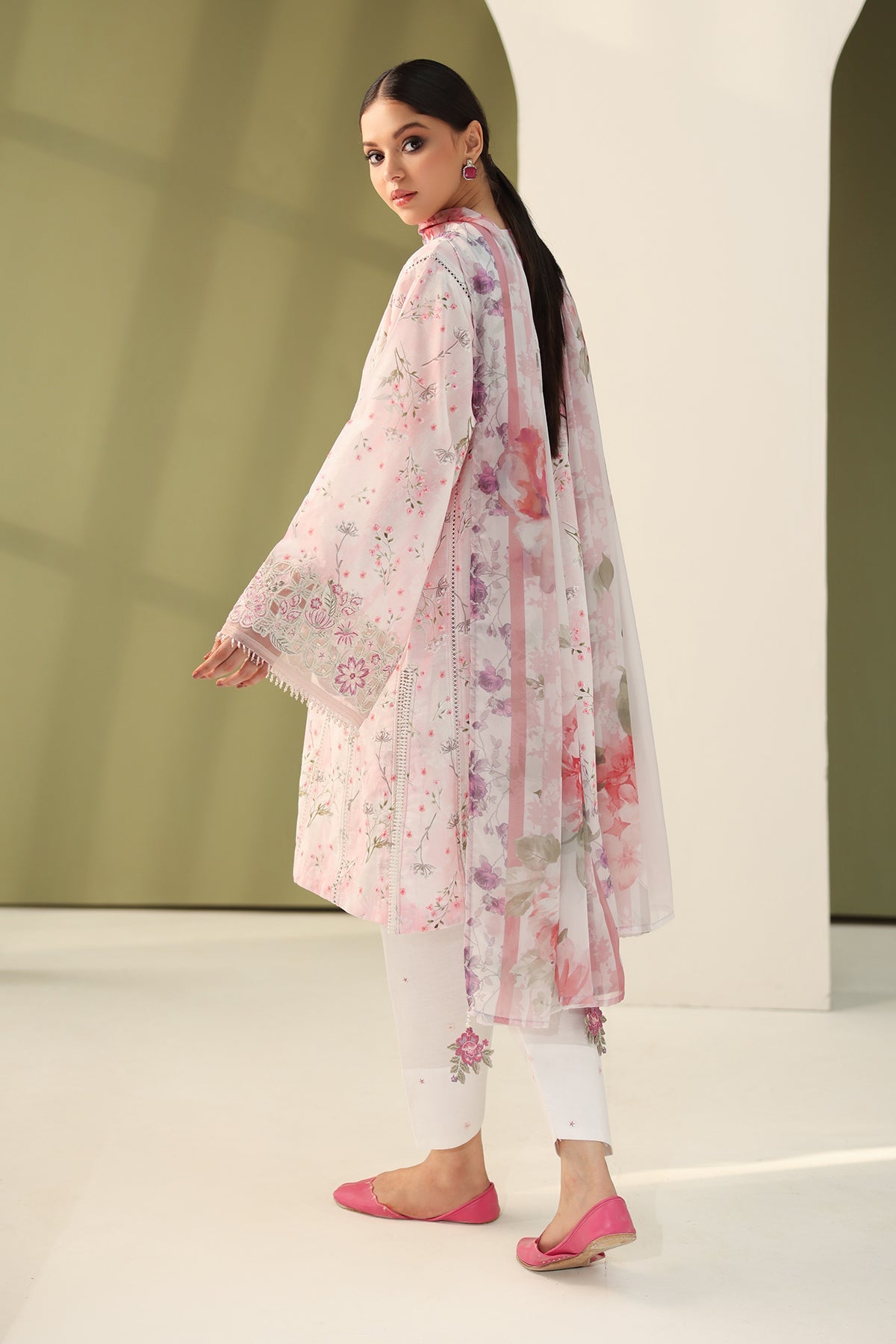 EMBROIDERED PRINTED LAWN SF-4180