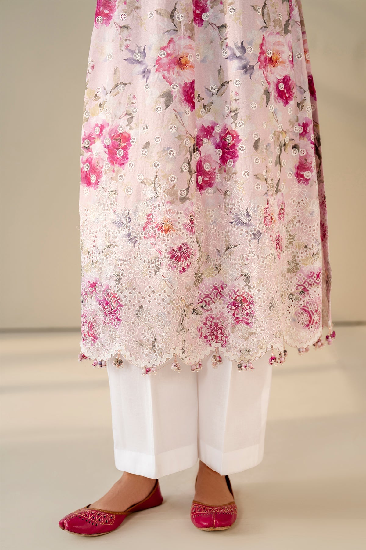 EMBROIDERED LAWN SF-4276