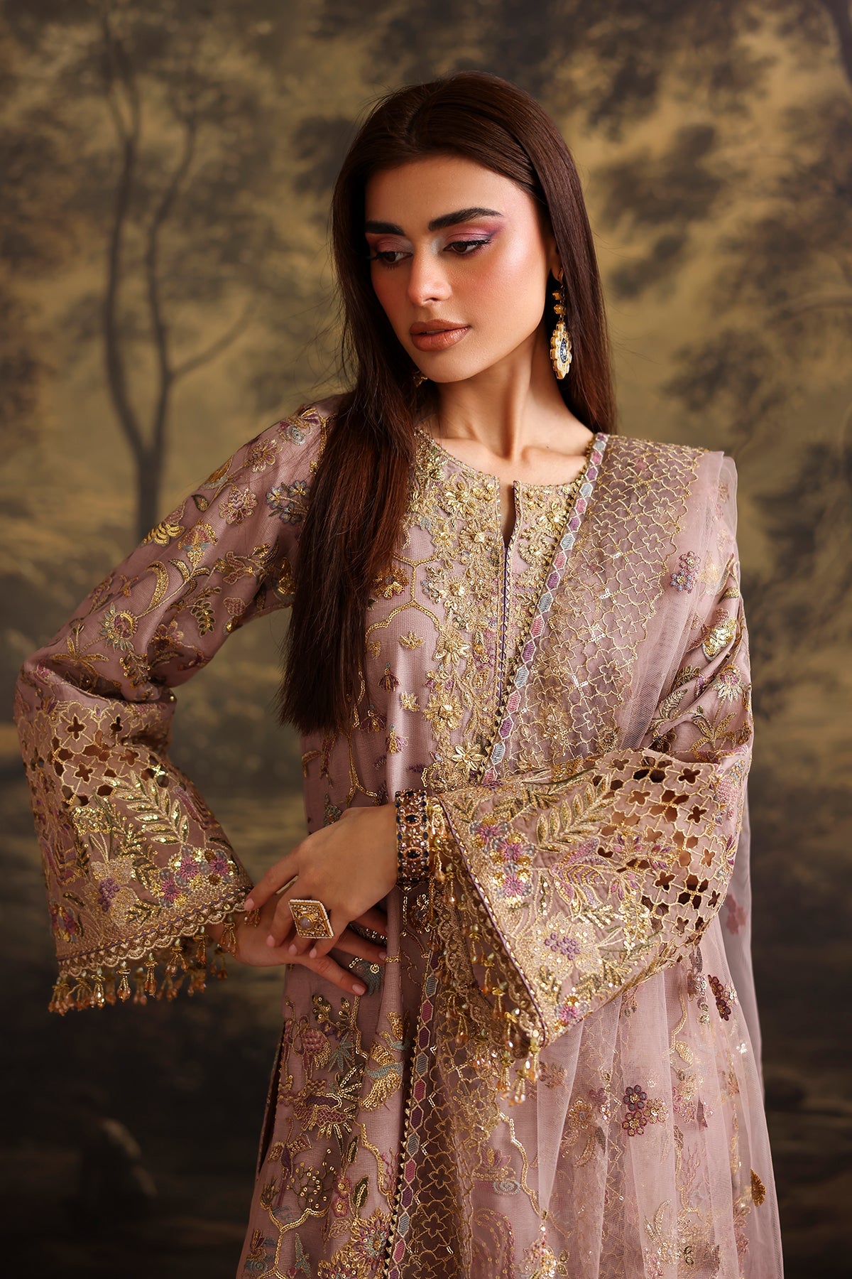 EMBROIDERED NET UF-4378