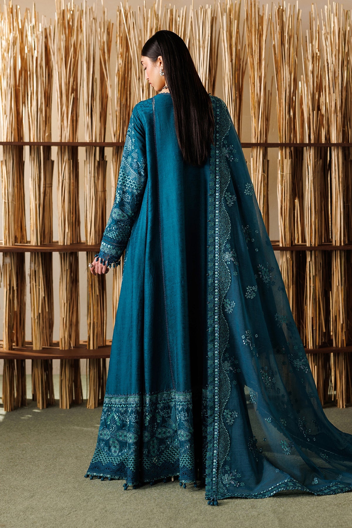 EMBROIDERED LAWN EL26-D04 UNSTITCHED
