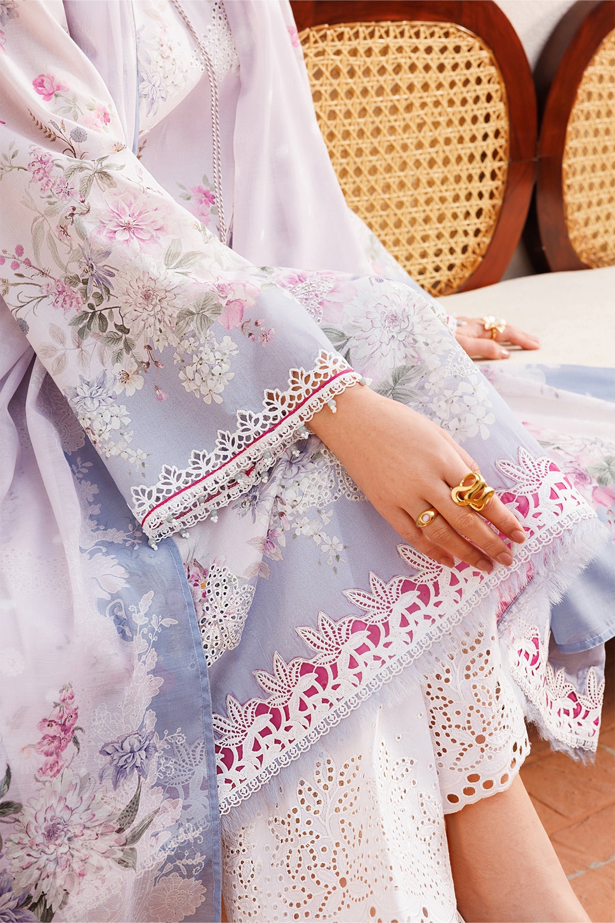 EMBROIDERED LAWN SF-4395