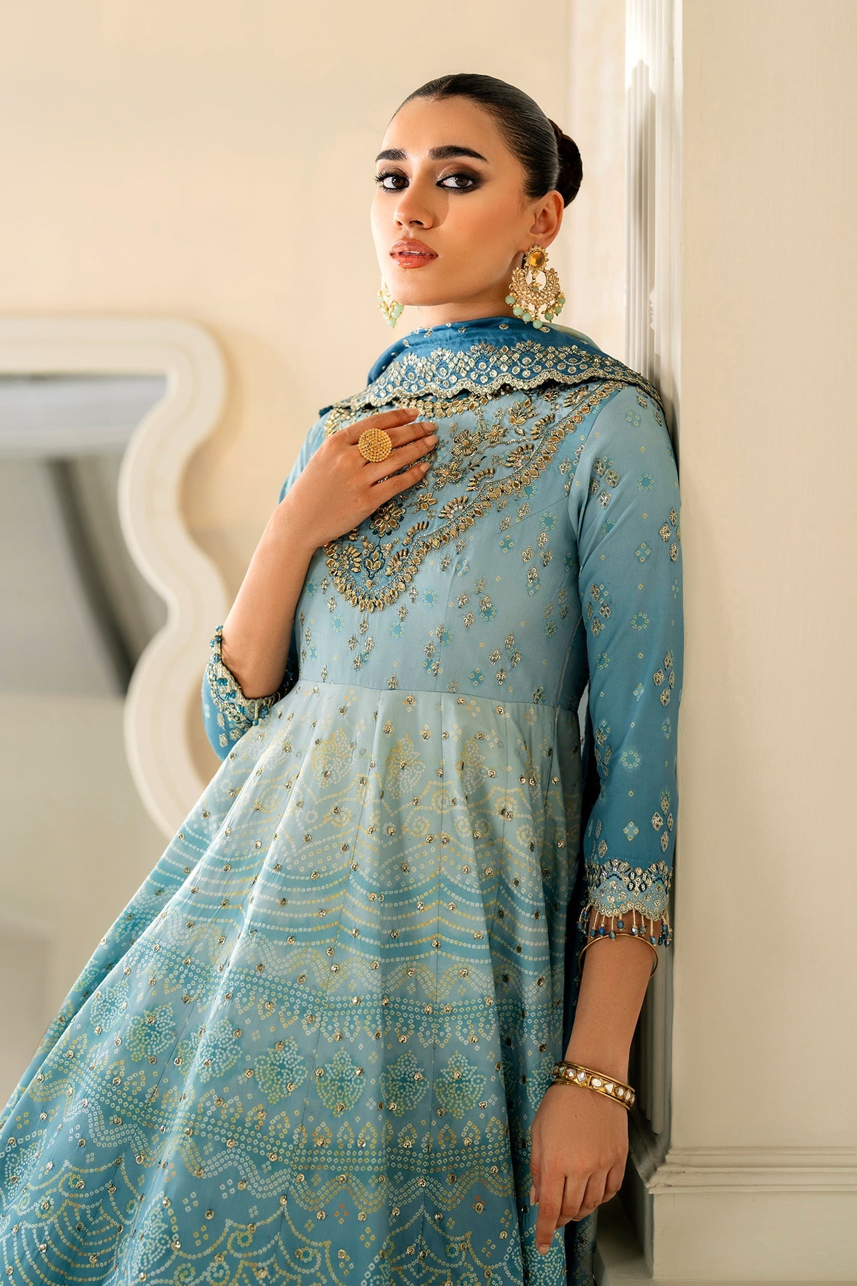 EMBROIDERED SILK SF-4162