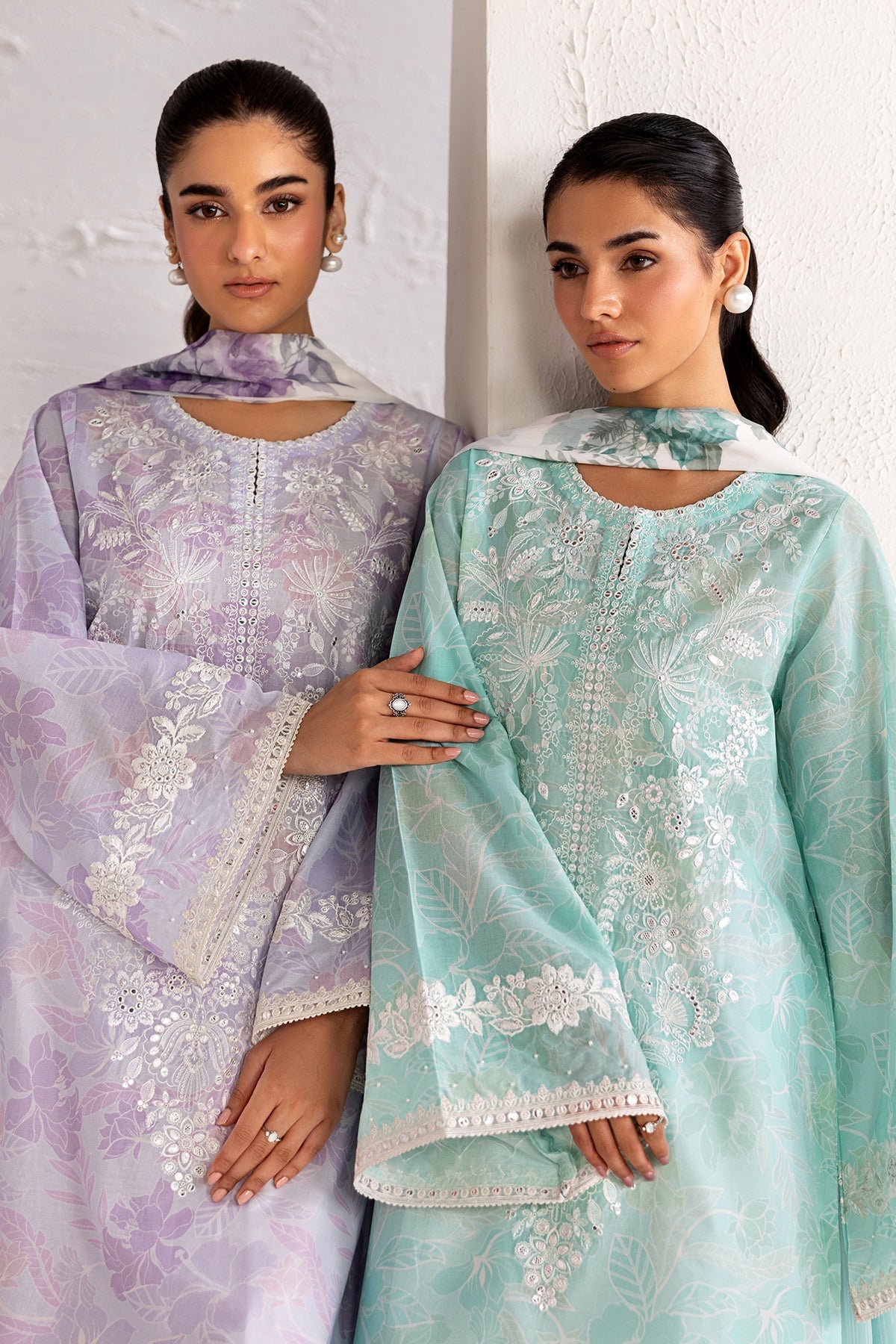 EMBROIDERED LAWN UF-4451