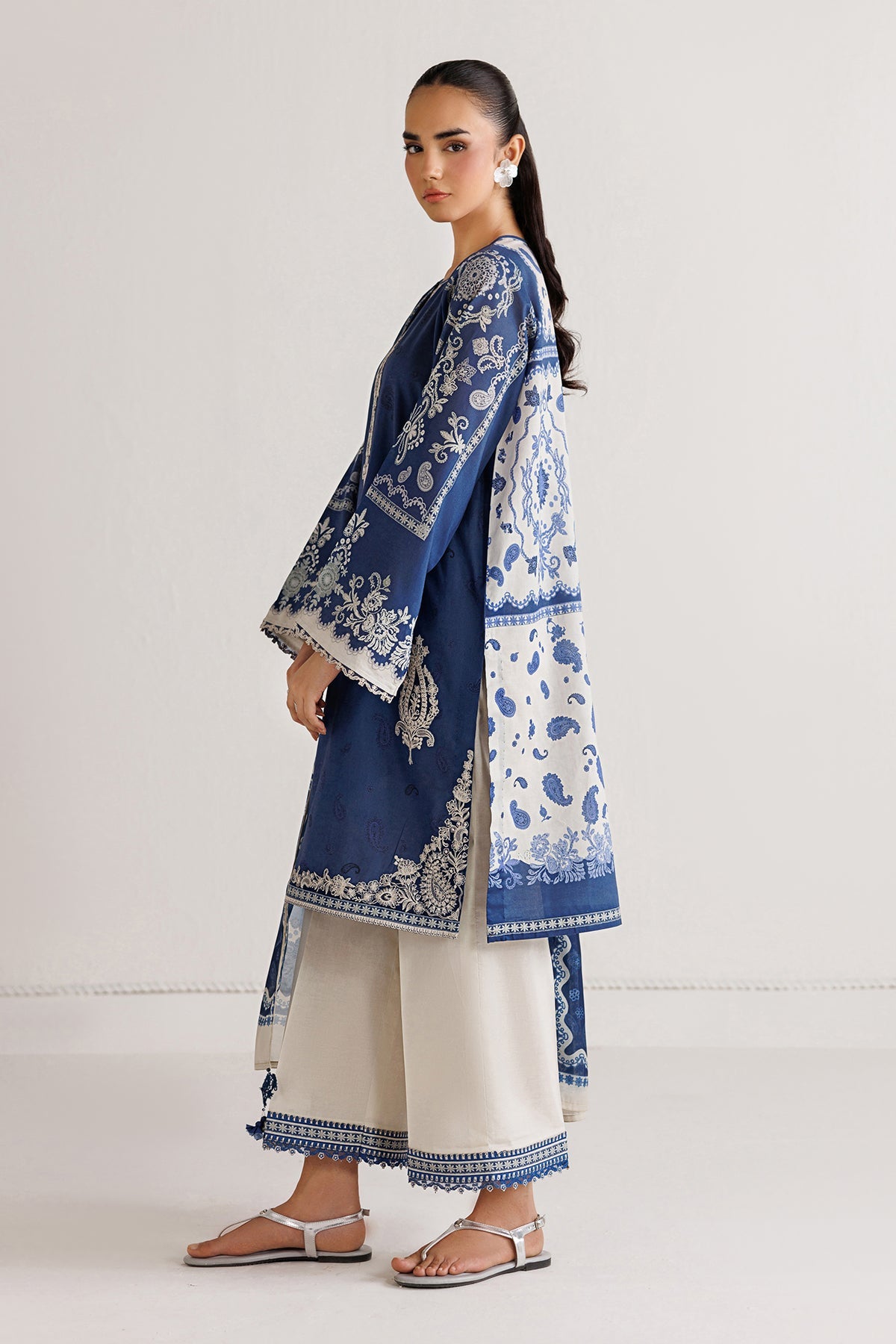 EMBROIDERED LAWN SF-4494