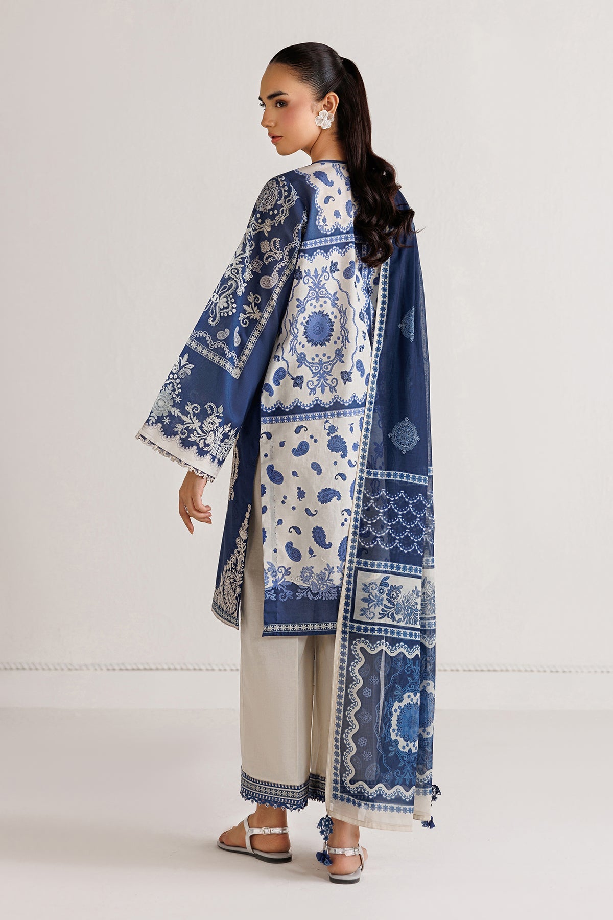 EMBROIDERED LAWN SF-4494