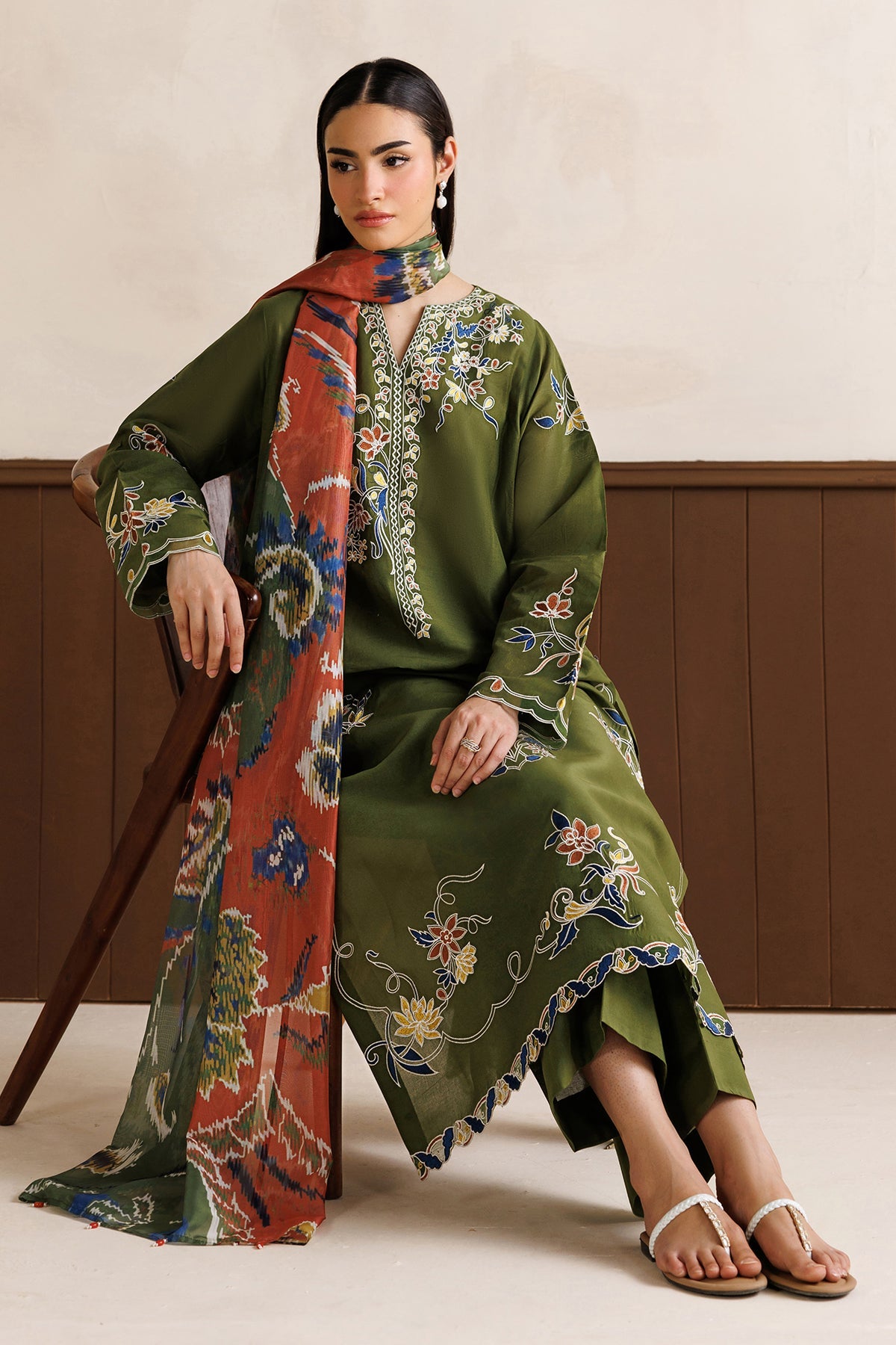 EMBROIDERED LAWN UF-4472