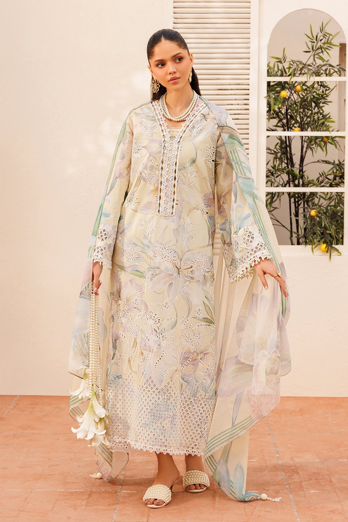 EMBROIDERED LAWN SF-4396