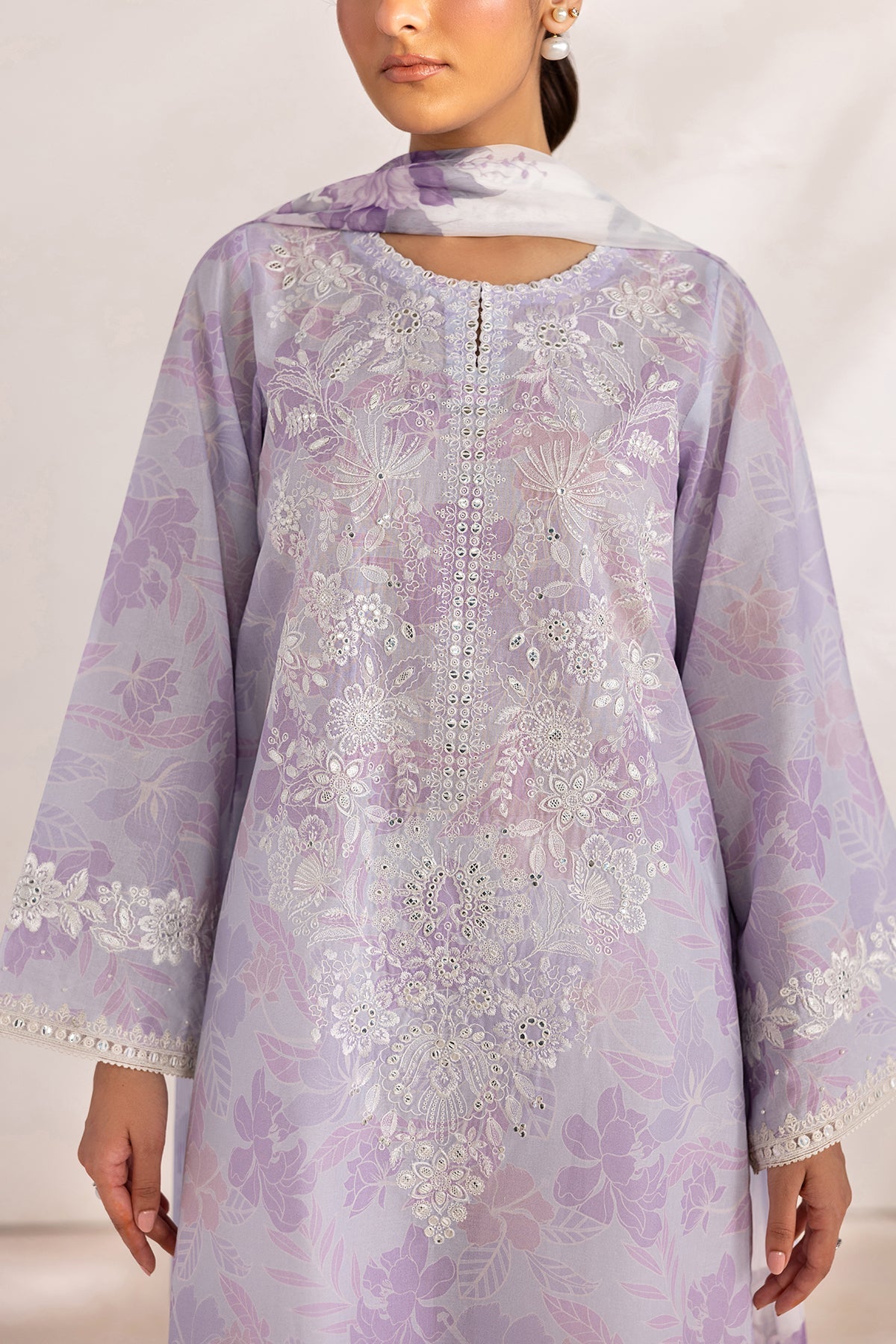 EMBROIDERED LAWN SF-4450