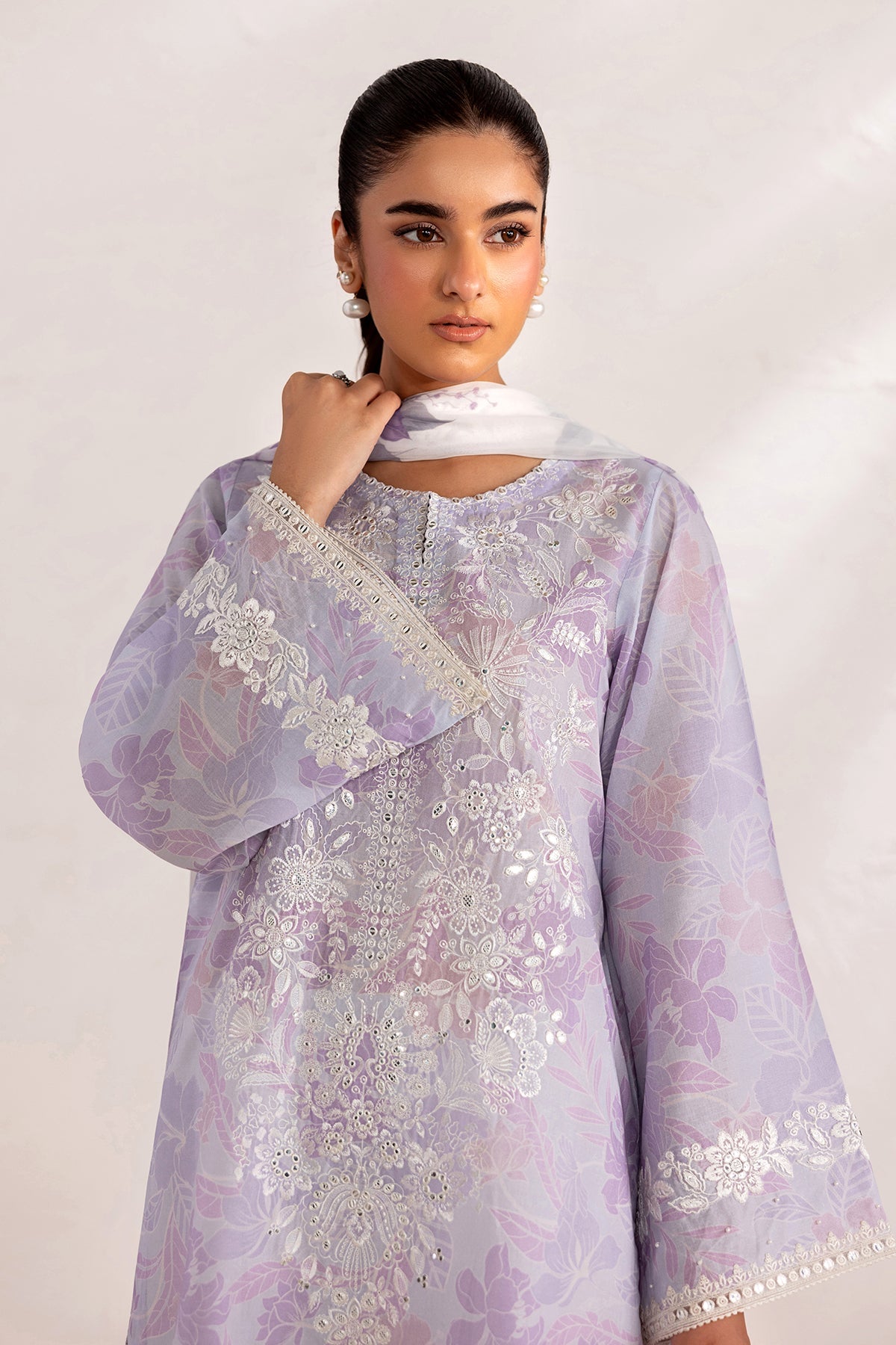 EMBROIDERED LAWN SF-4450