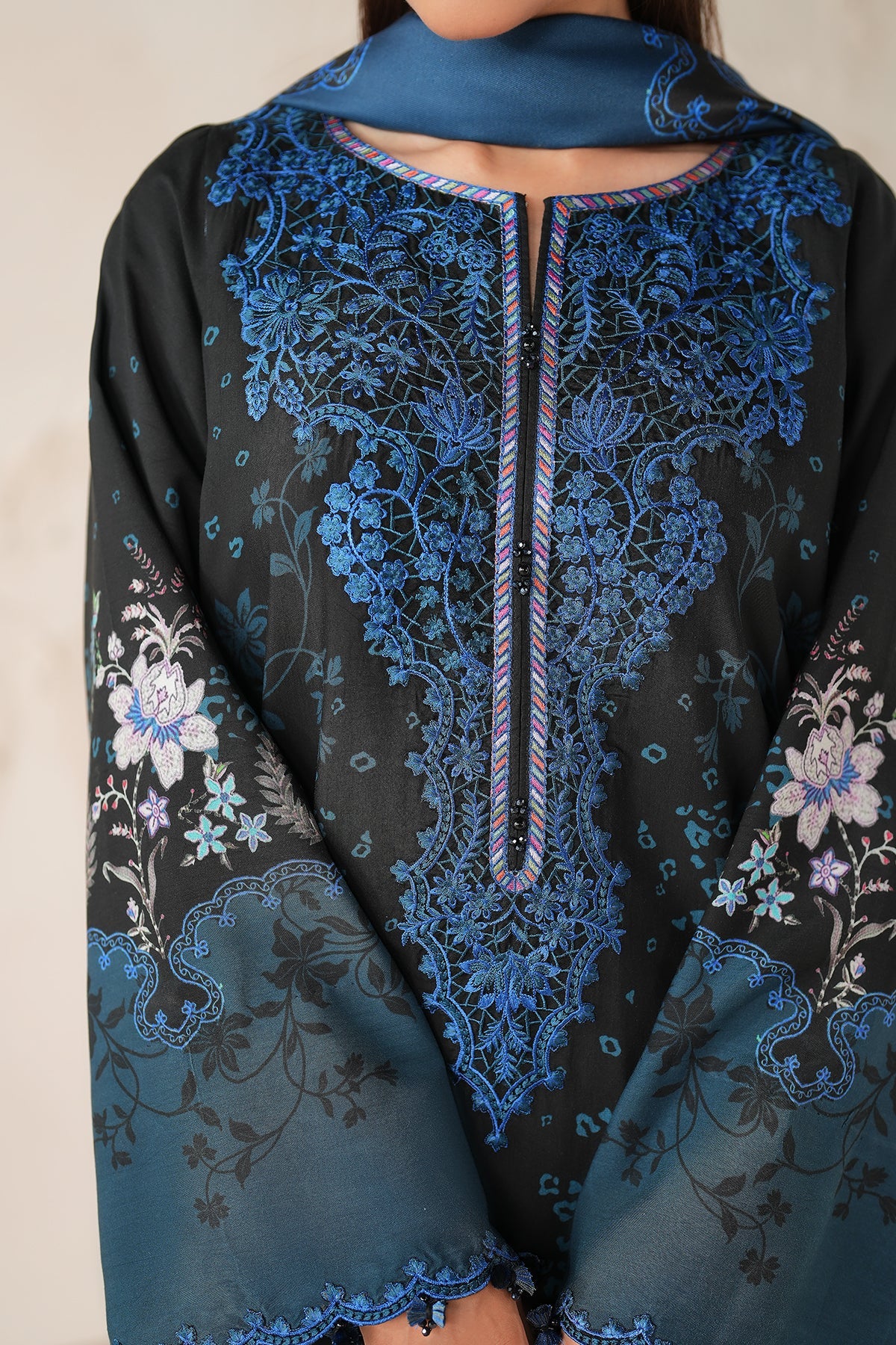 EMBROIDERED VISCOSE SILK UF-4306