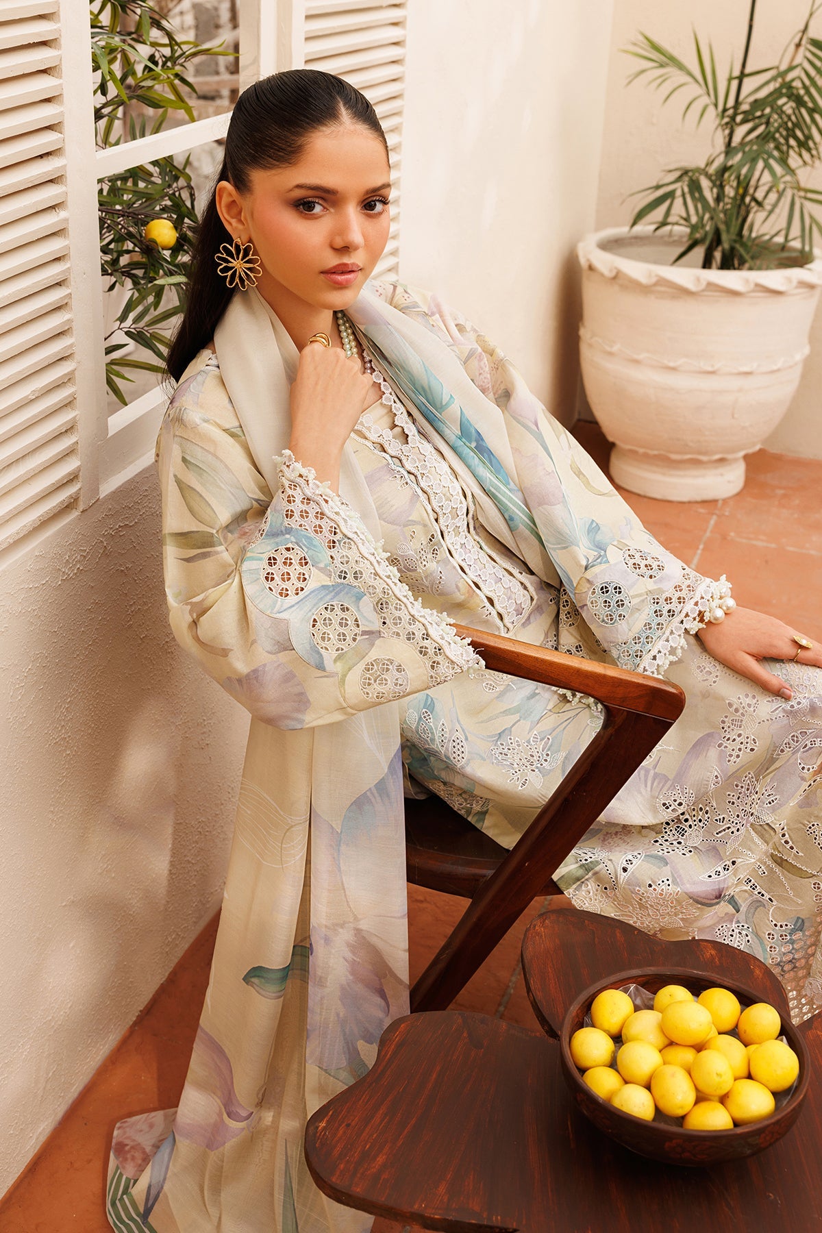 EMBROIDERED LAWN UF-4396