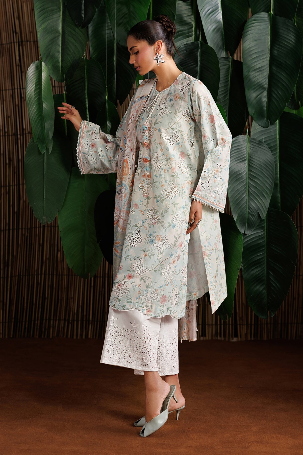 EMBROIDERED LAWN UF-4530