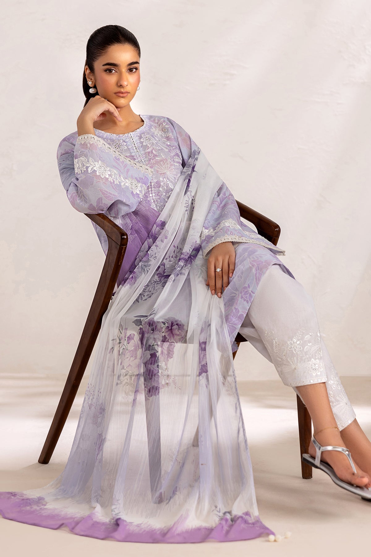 EMBROIDERED LAWN SF-4450