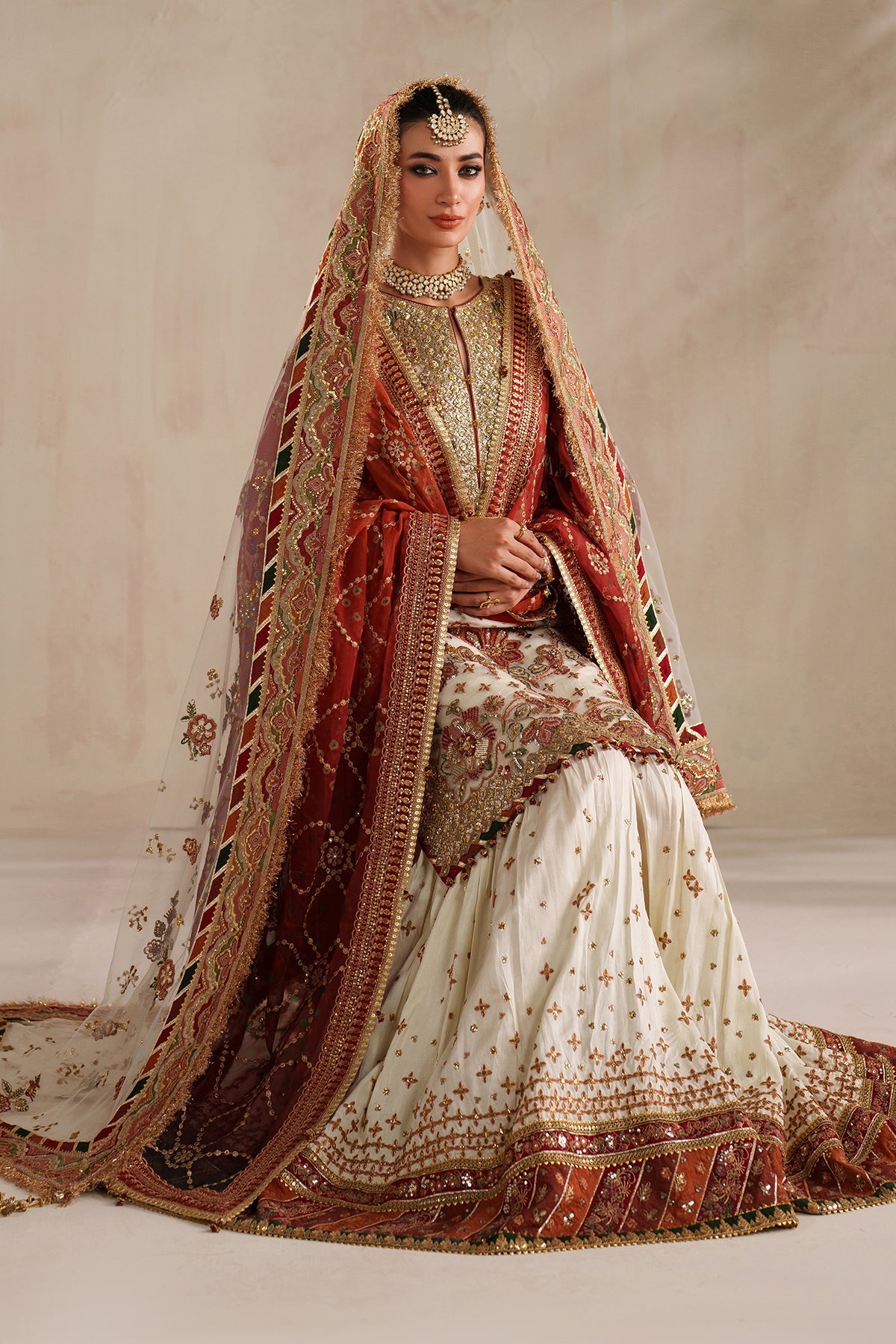 EMBROIDERED NET SF-4368