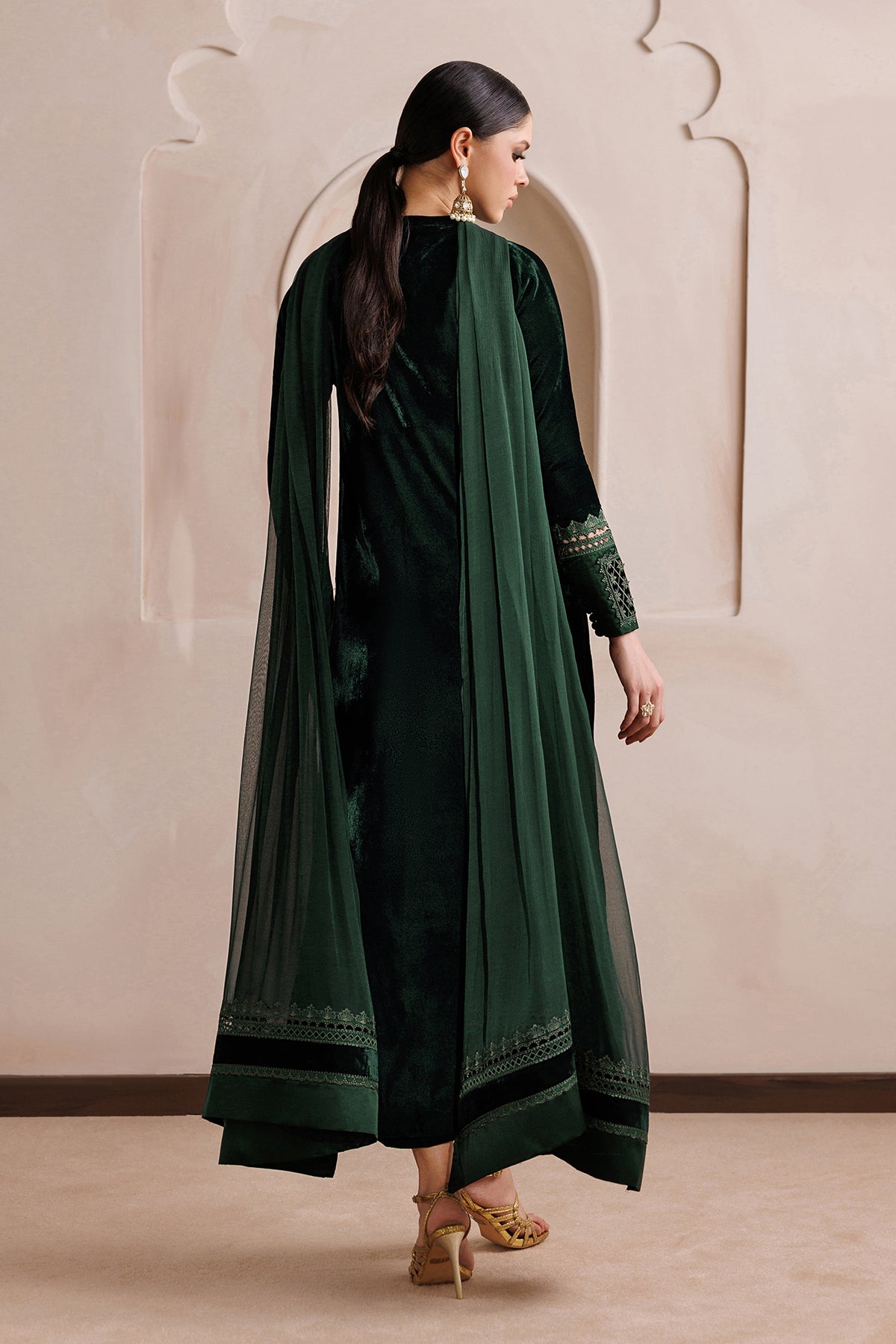 EMBROIDERED CHIFFON DUPATTA-125
