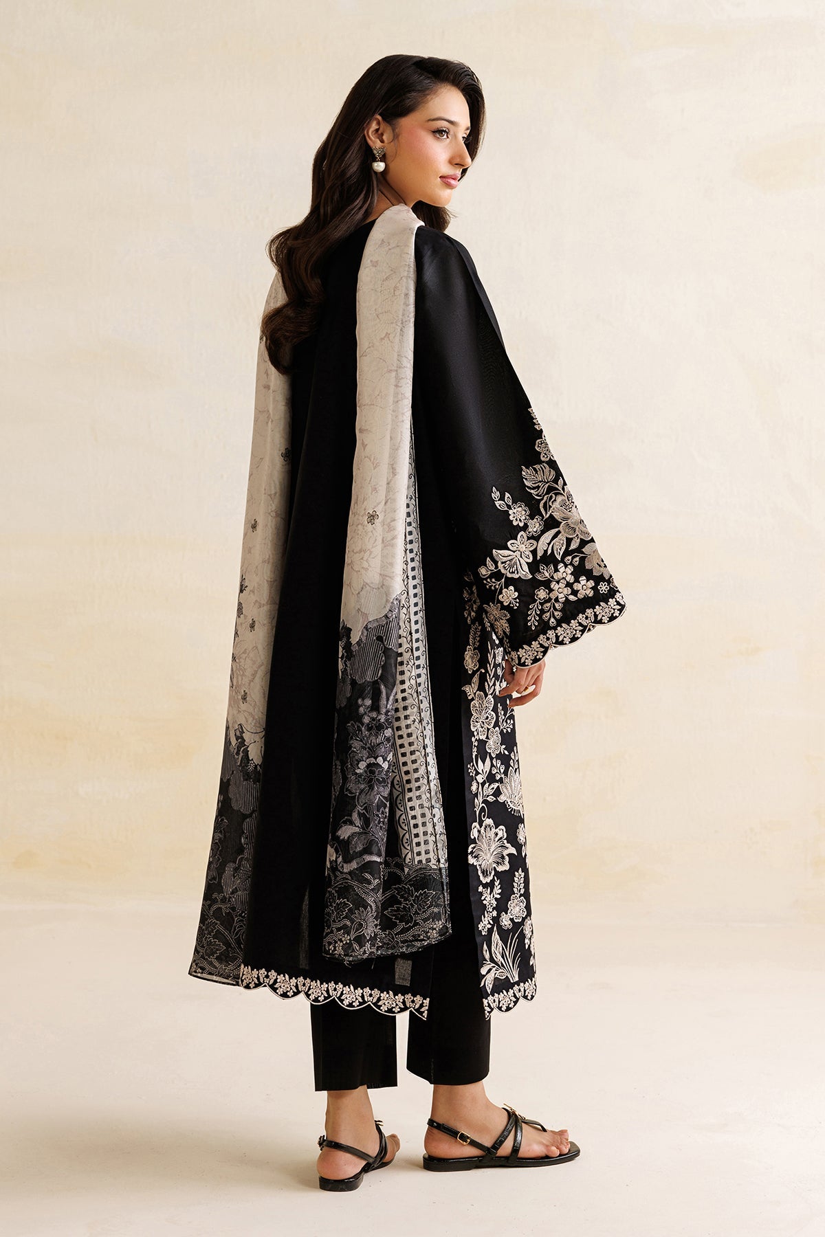 EMBROIDERED LAWN SF-4471