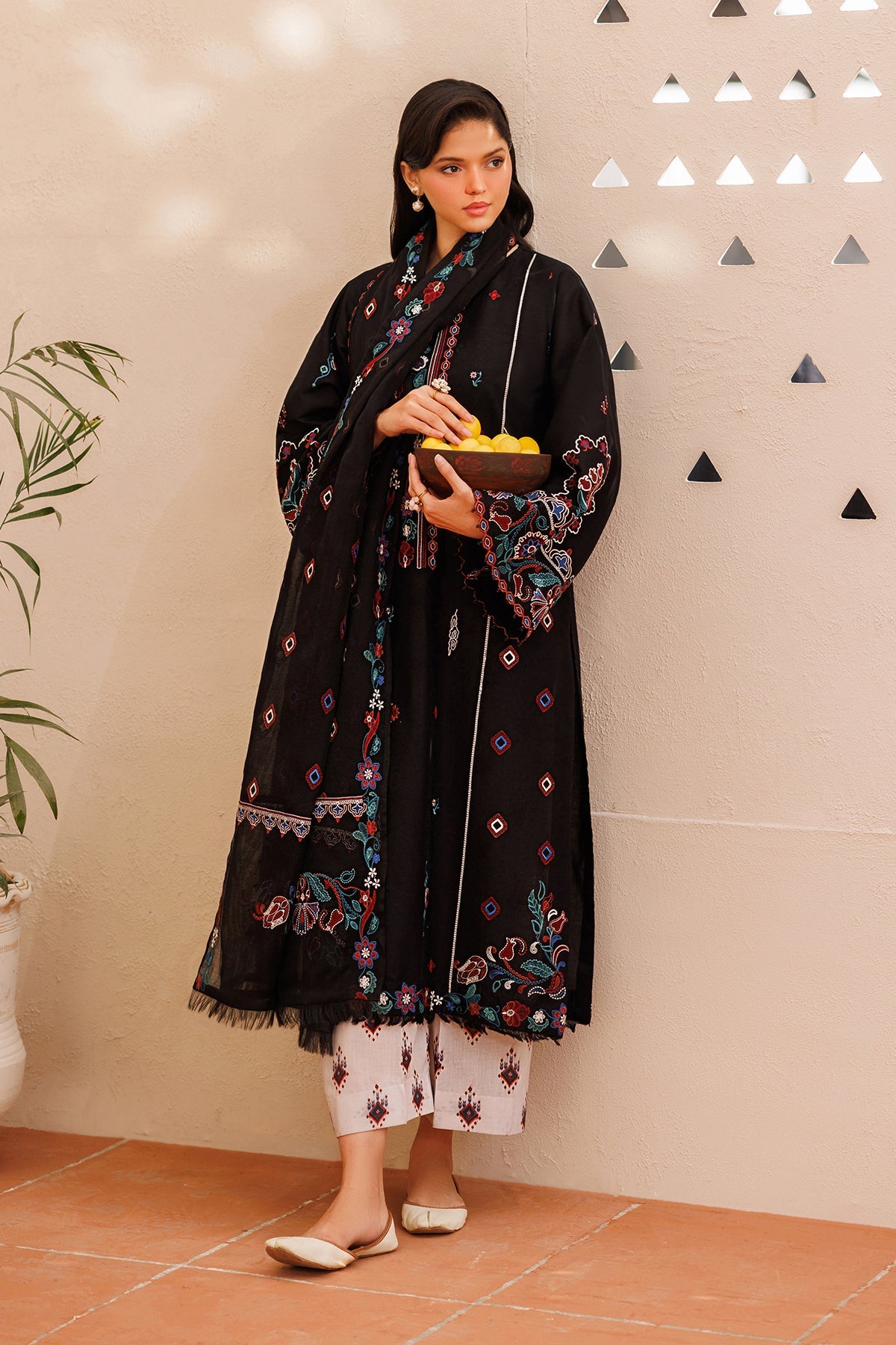 EMBROIDERED LAWN SF-4391