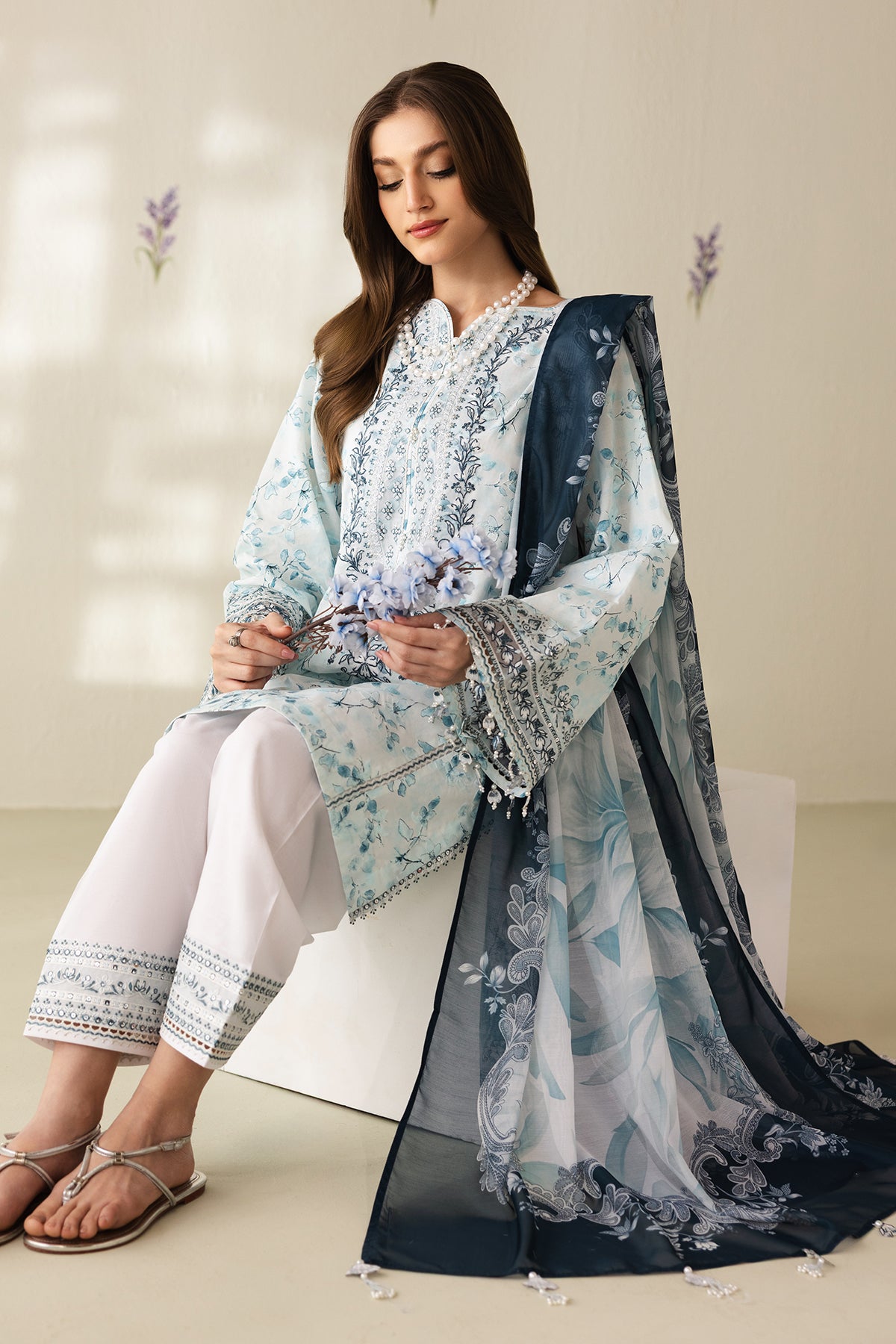 EMBROIDERED LAWN SF-4422