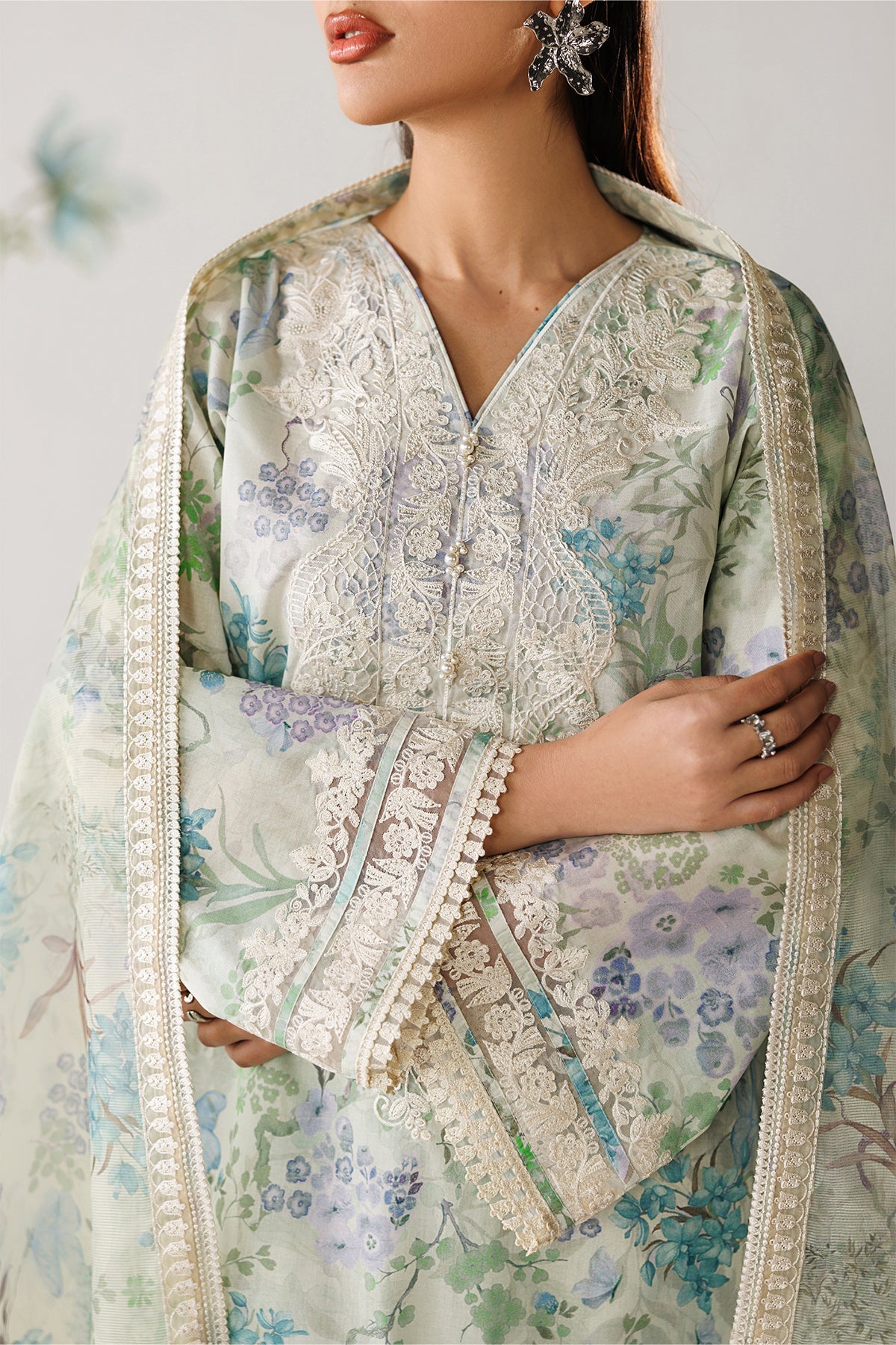 EMBROIDERED LAWN SF-4417