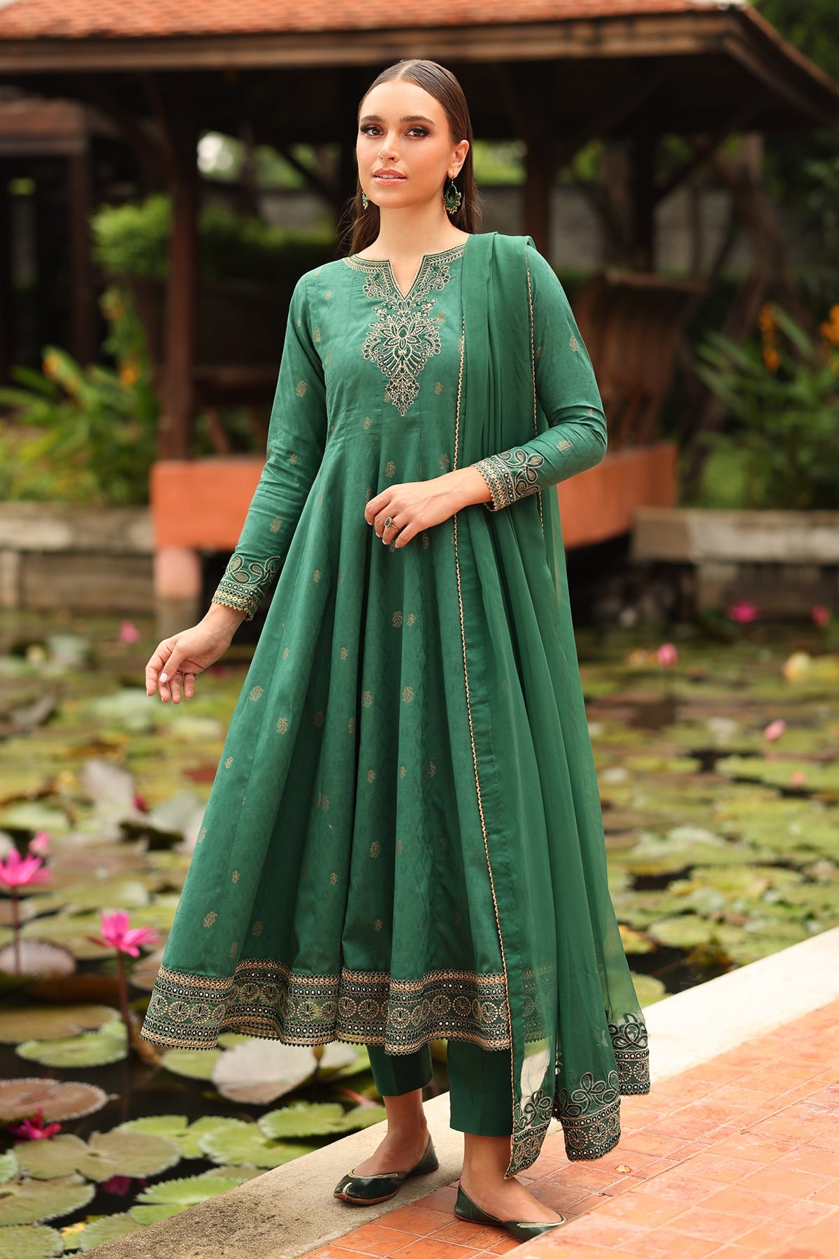 EMBROIDERED JACQUARD LAWN PR-1174