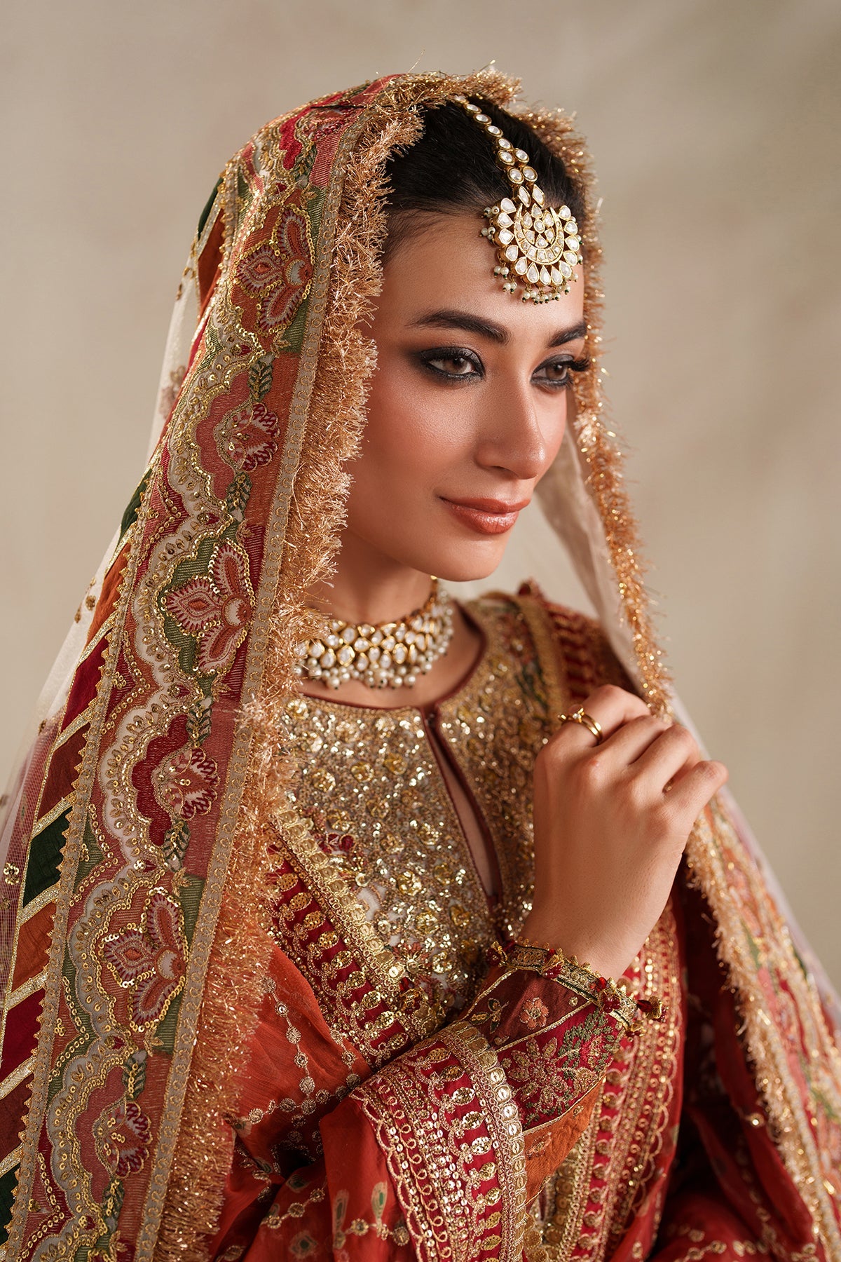 EMBROIDERED NET UF-4368